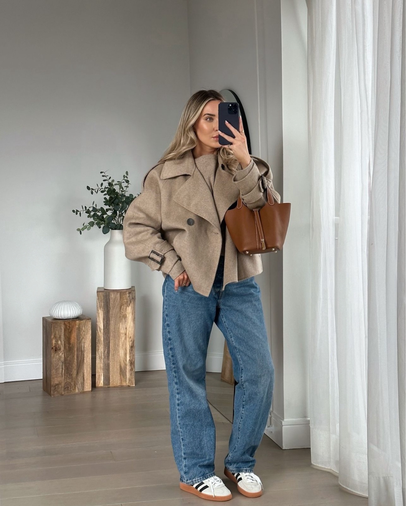 Causal autumn cosy fit, cropped woollen trench coat style jacket and blue jeans

#LTKautumn