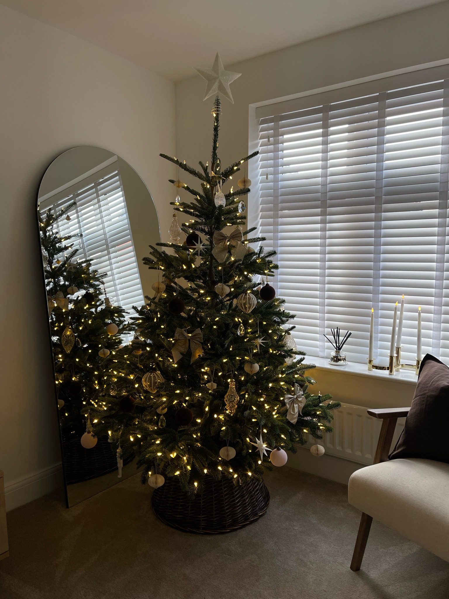 Our Christmas tree 🥹🎄🤍 

Neutral Christmas tree, Christmas tree decor, Christmas bows, arch mirror, festive season 

#LTKGIFT

#LTKhome #LTKSeasonal