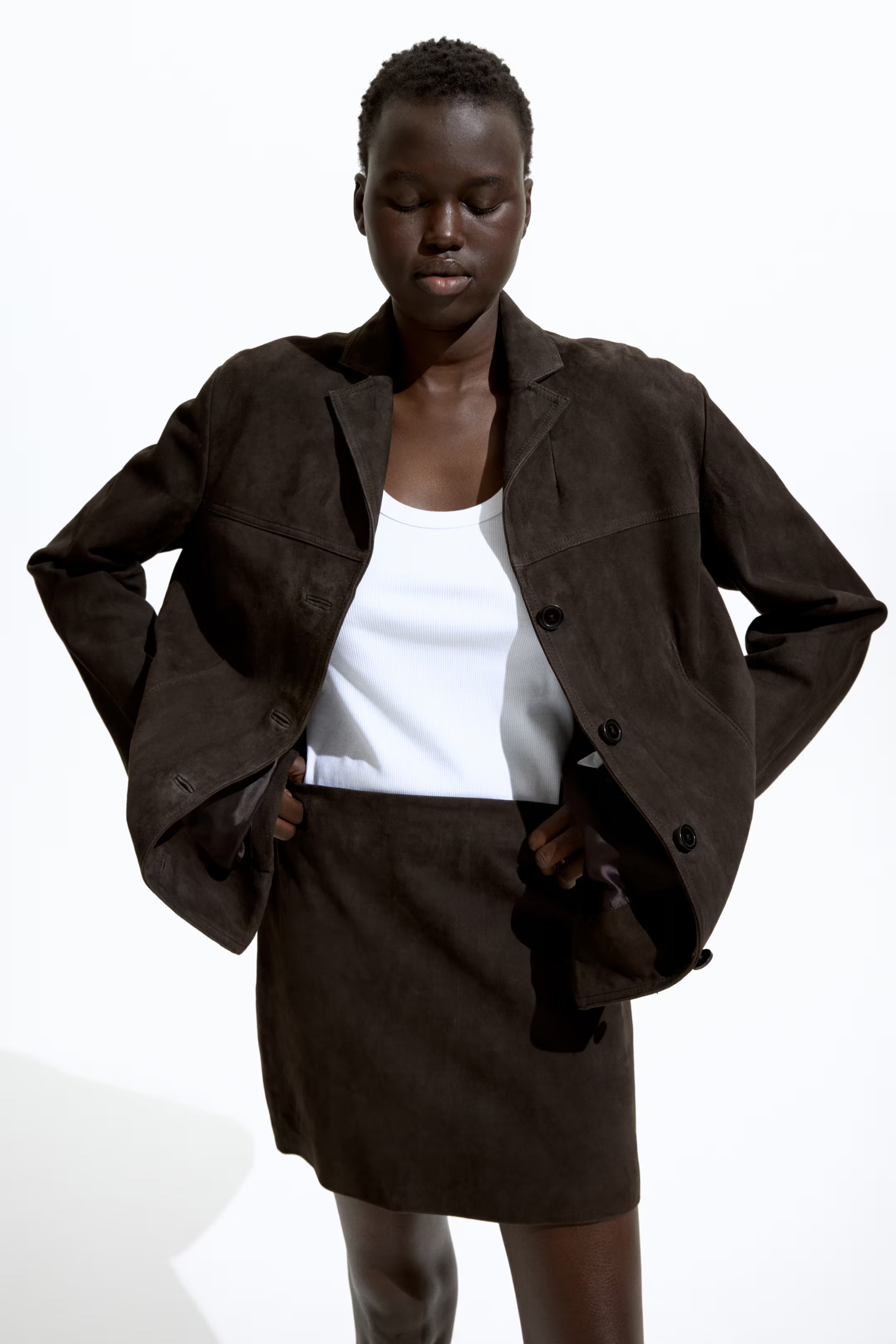 Single-breasted suede blazer - Dark brown - Ladies | H&M GB | H&M (UK, MY, IN, SG, PH, TW, HK)