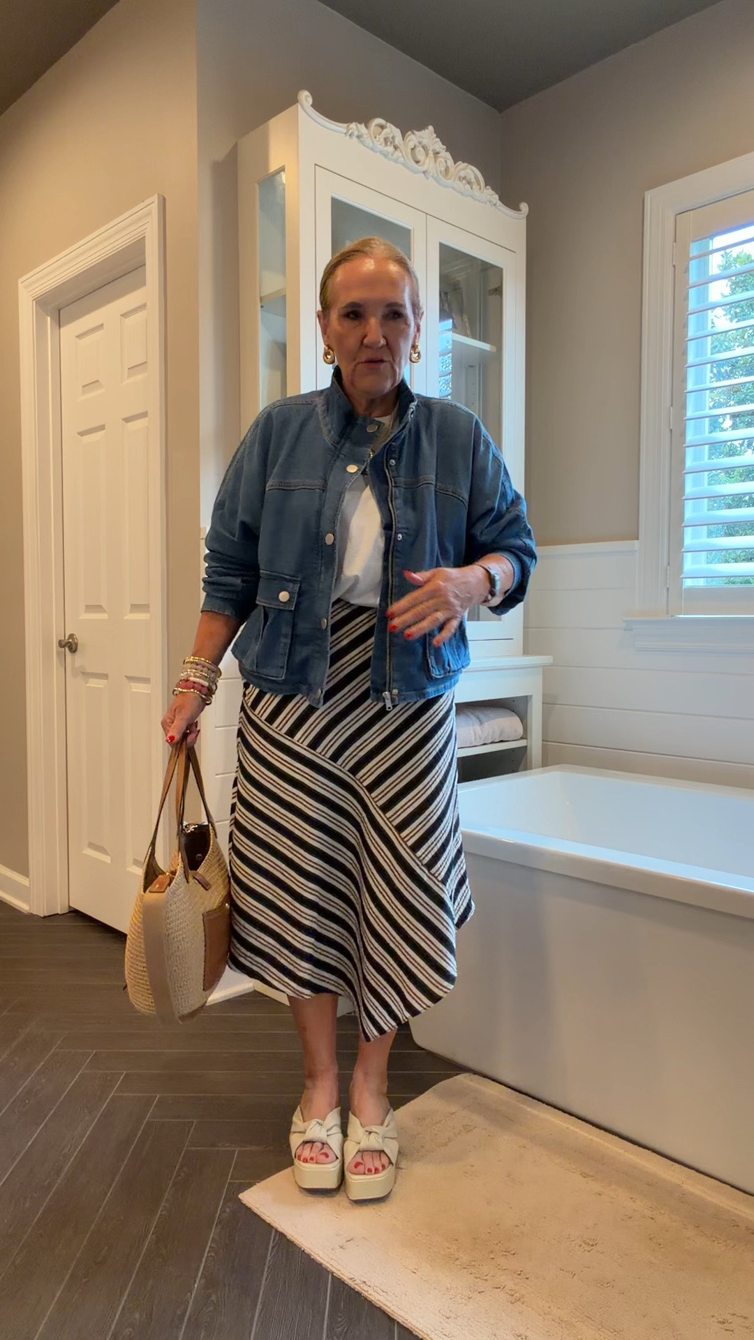 Heading off to have my hair colored
Jacket, medium, petite skirt, medium, petite, boxy cotton tee medium
10% off my tote with code NANETTE 
20% OFF MY BRACELETS WITH CODE NANETTE20
Business casual summer outfit, office outfit, teacher outfit, summer skirts

#LTKootd #LTKSaleAlert #LTKOver40