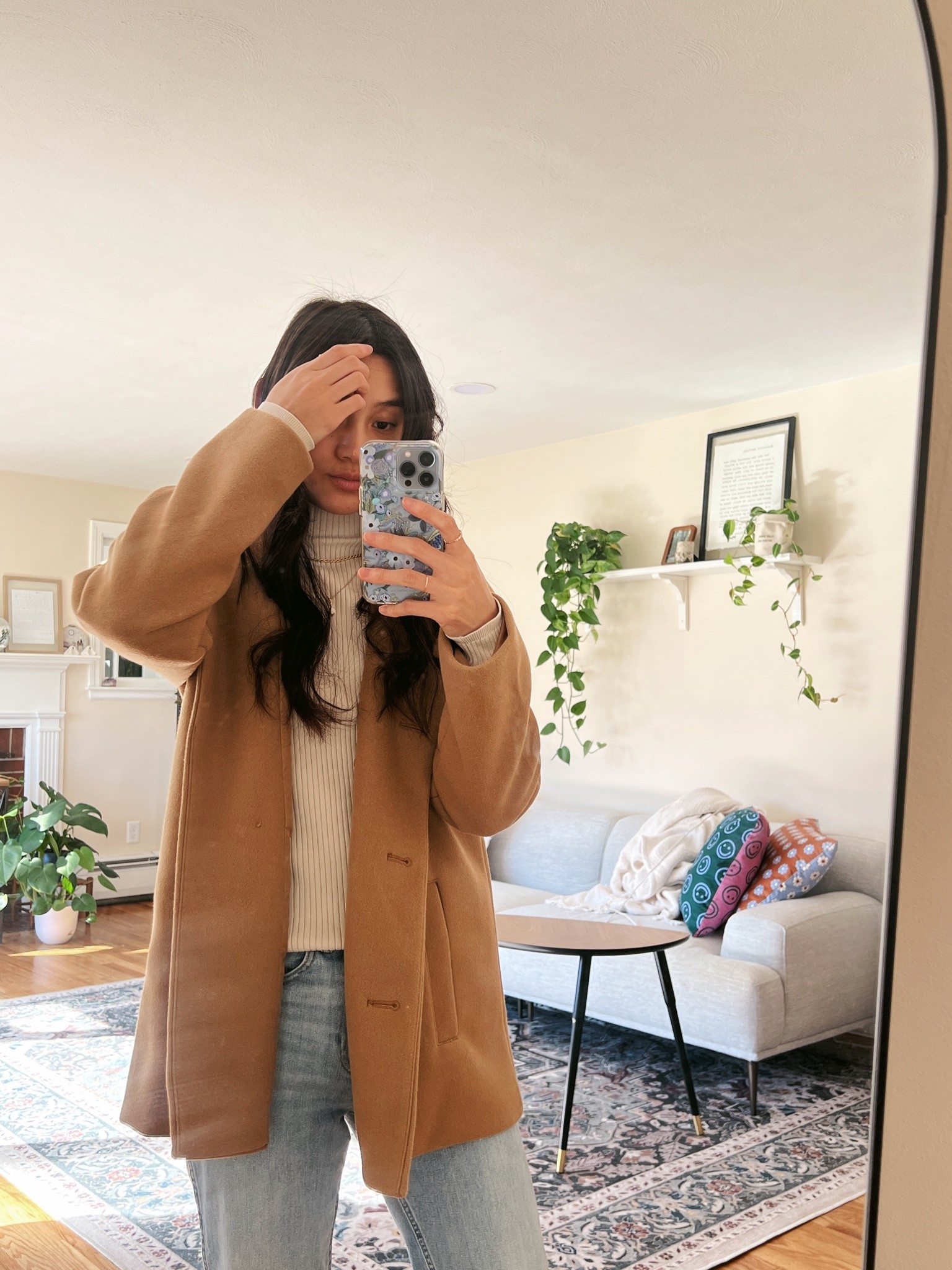 simple autumn, layered outfit with neutral, tan colors

#LTKSeasonal #LTKunder100 #LTKfit