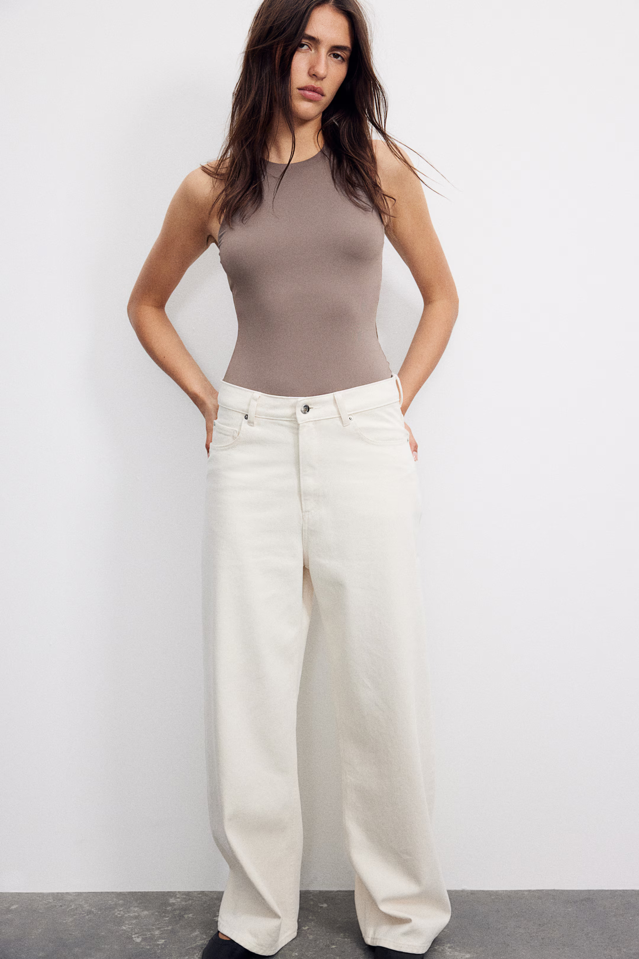 Jersey Thong Bodysuit - Round Neck - Sleeveless - Black - Ladies | H&M US | H&M (US + CA)