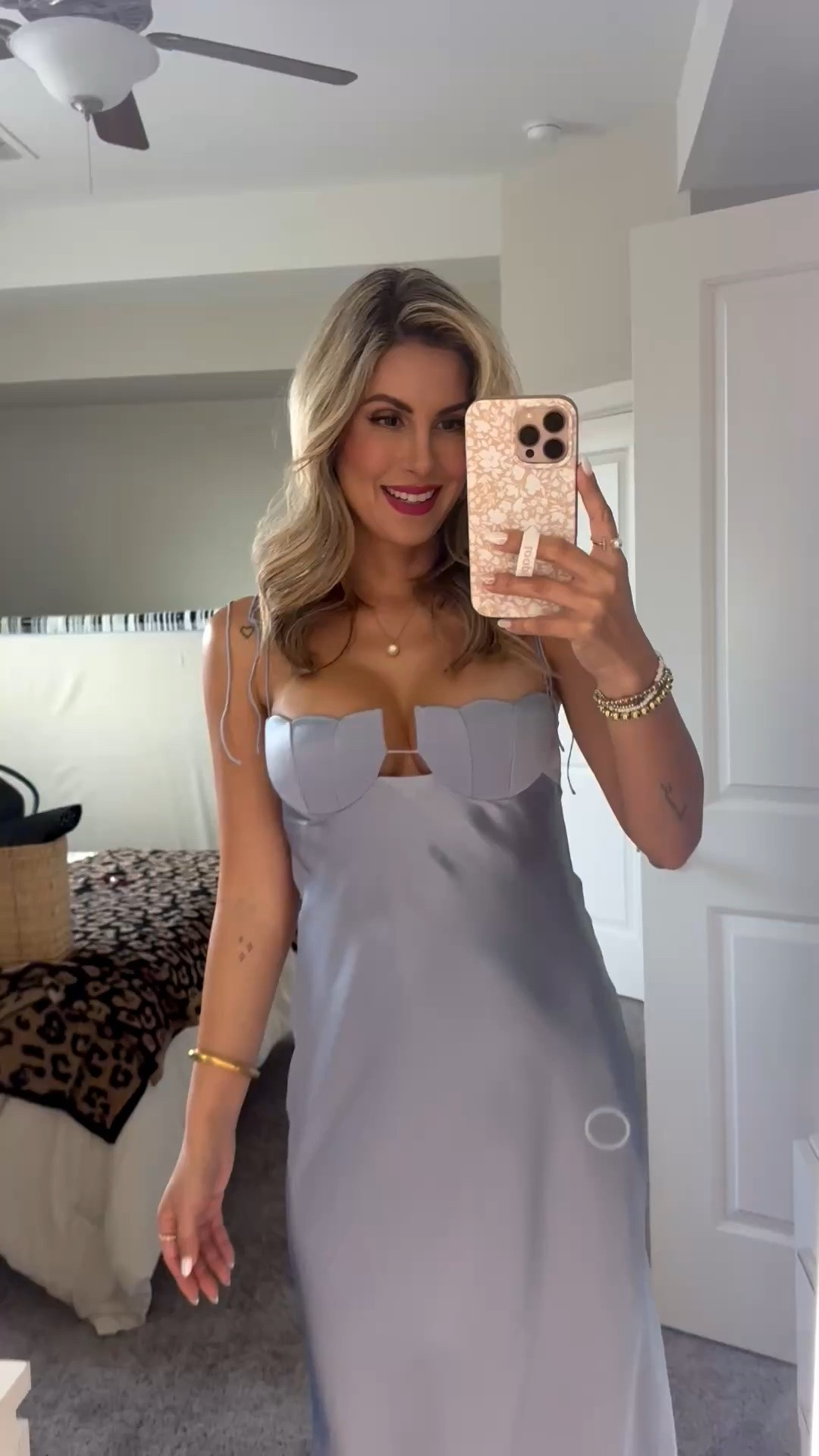 This dress just became one of my faves! It’s so feminine and sexy and has that beachy vibe 🩵 I’m wearing a size S for reference (runs TTS).

#LTKdayinmylife #LTKOver40 #LTKSeasonal