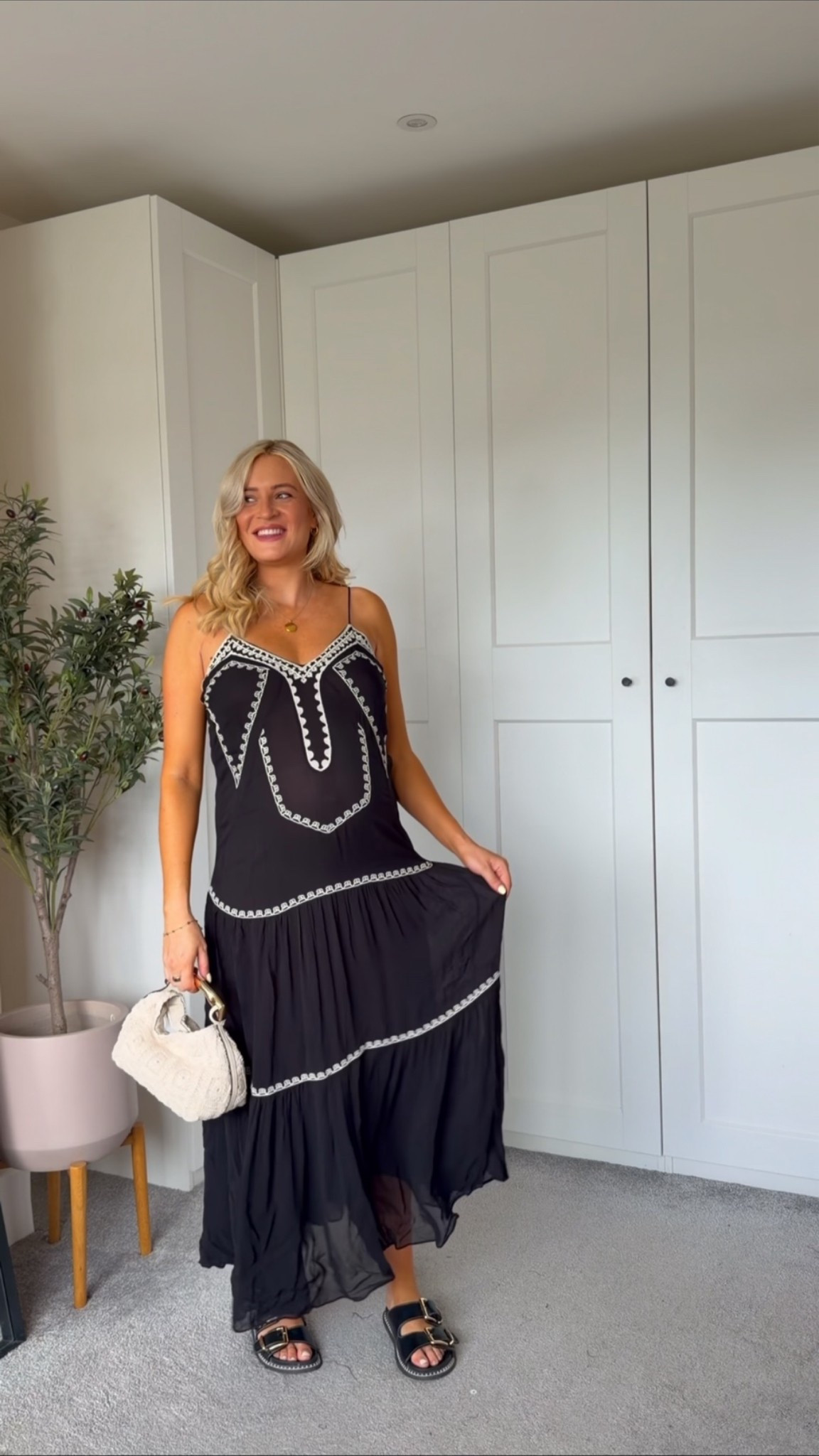 New in Zara dress - wearing size small xx