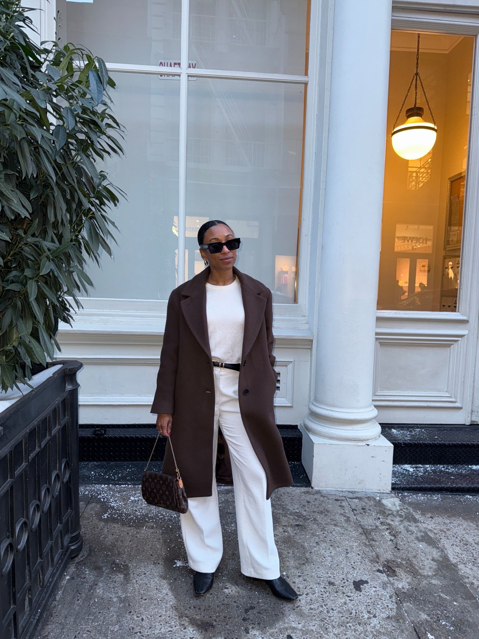 This brown wool coat is perfect for winter. It’s warm and cozy yet structured. 

I love that it can be dressed up or down. I purchased it from Aritzia. I love that they have short, regular & tall options, so there’s something for everyone. 

White and brown outfit combos always look chic✨  

#LTKWorkwear #LTKPetite #LTKootd