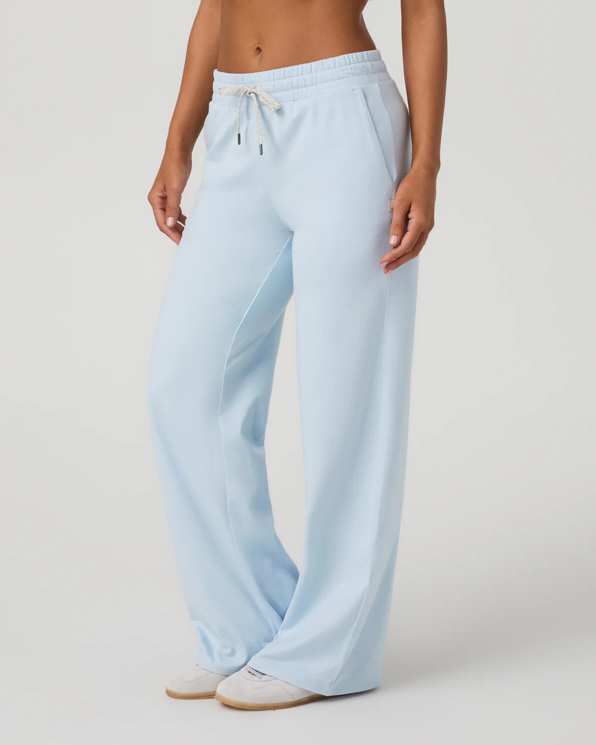 Halo Essential Wideleg \u2013 Women's Soft Sky Heather Pants \u2013 Vuori | Vuori Clothing (US & Canada)