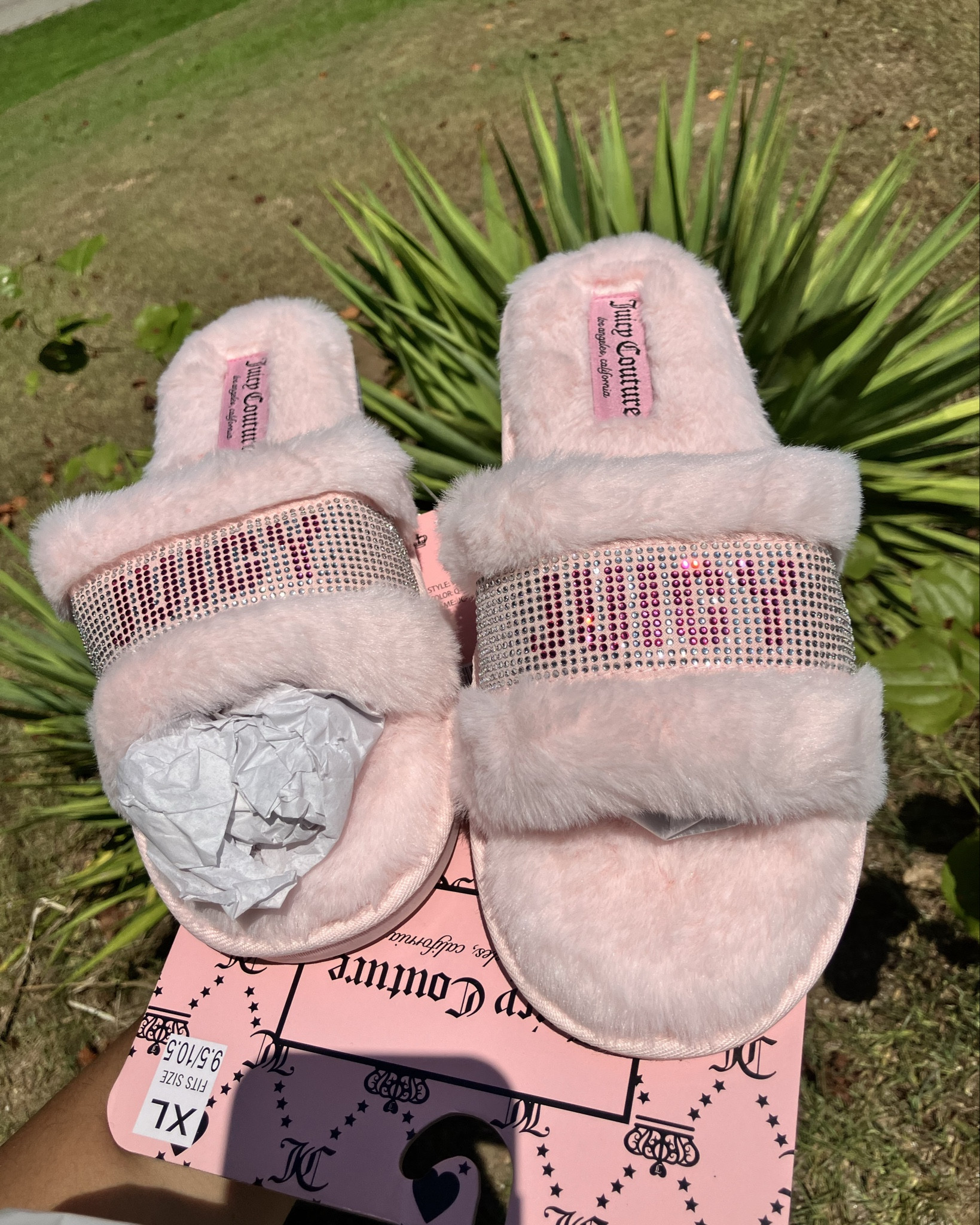 🍒 Comfy Juicy Couture slippers are soft and beautiful pink #juicycouture #pinkjuicy

#LTKShoeCrush #LTKStyleTip #LTKBeauty