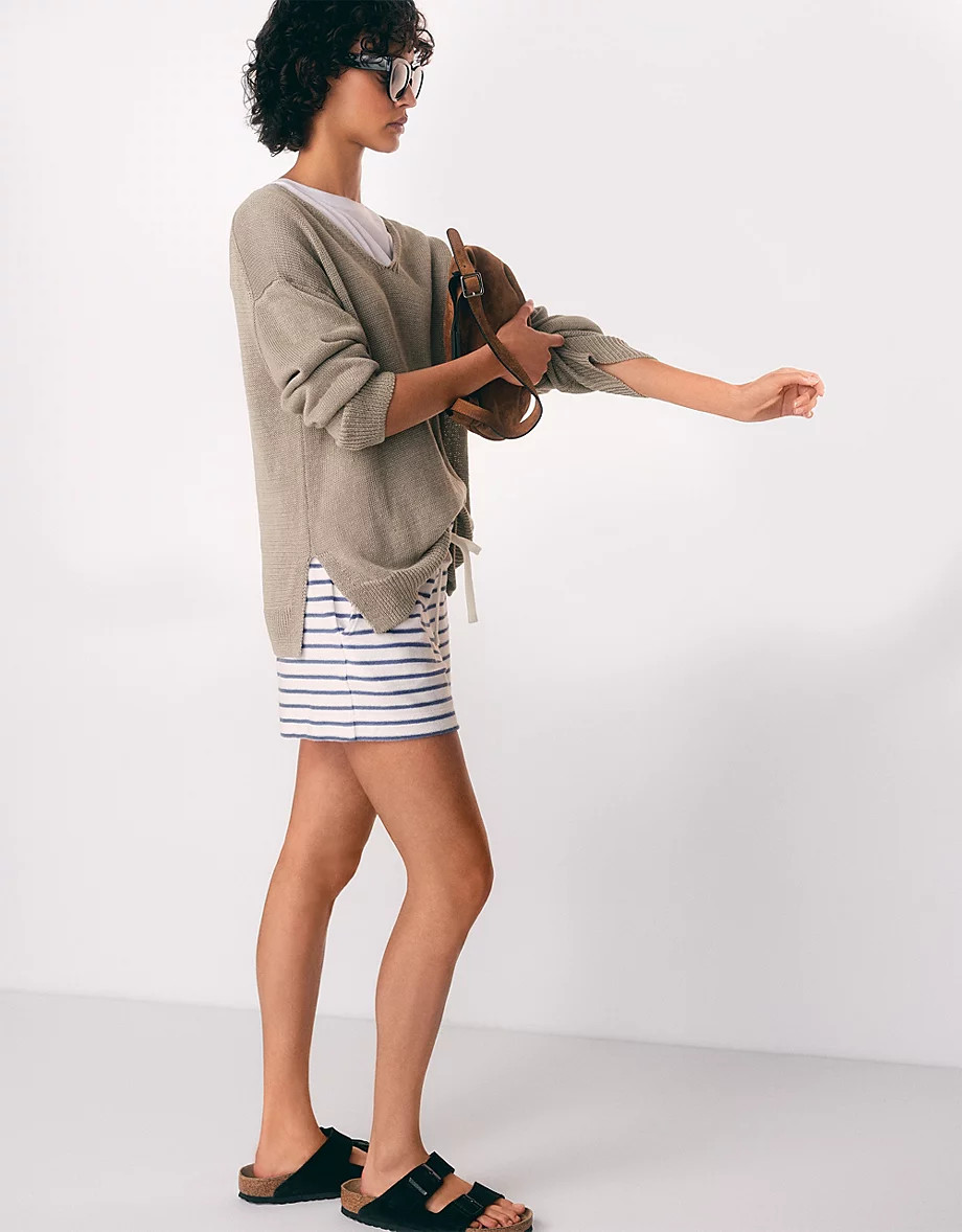 Linen V-Neck Jumper | The White Company UK & ROW