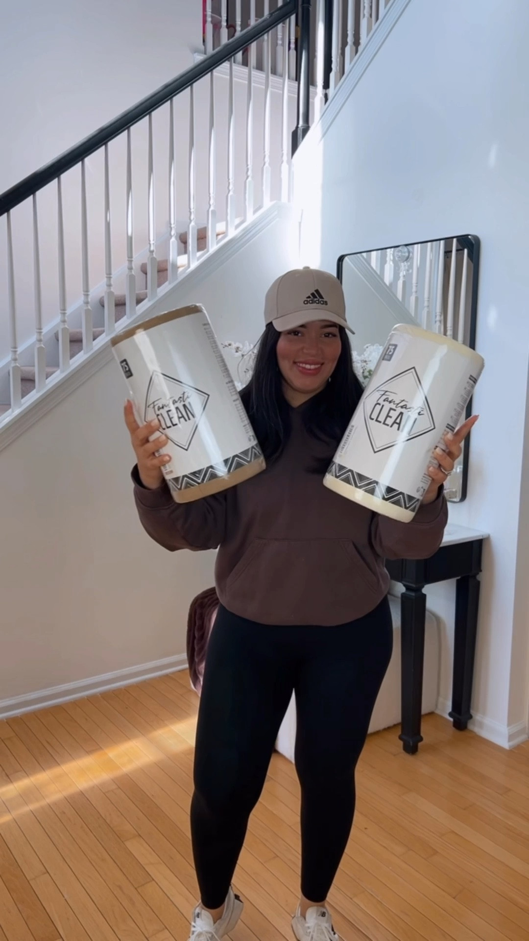 The best microfiber towels now in rolls. Reusable, washable and ultra absorbent. 
#microfiber #cleaninghacks #amazonhome #homehacks #towelholder #clean #reusablee

#LTKHome