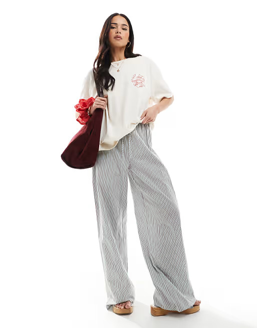 Miss Selfridge be my lobster oversized tee | ASOS (Global)