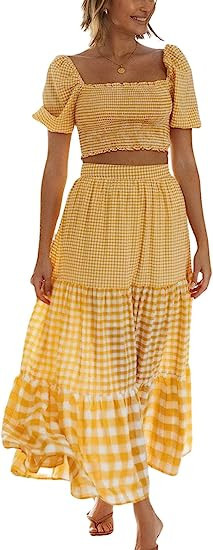 chouyatou Women's Summer 2 Piece Outfits Vacation Plaid Smocked Puff Sleeve Crop Top High Waisted... | Amazon (US)