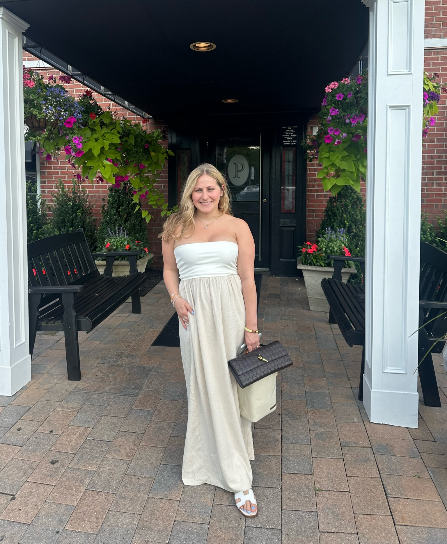 linen maxi dresses are in. My dress is sold out but I linked some similar ones

#LTKItBag #LTKStyleTip #LTKSeasonal