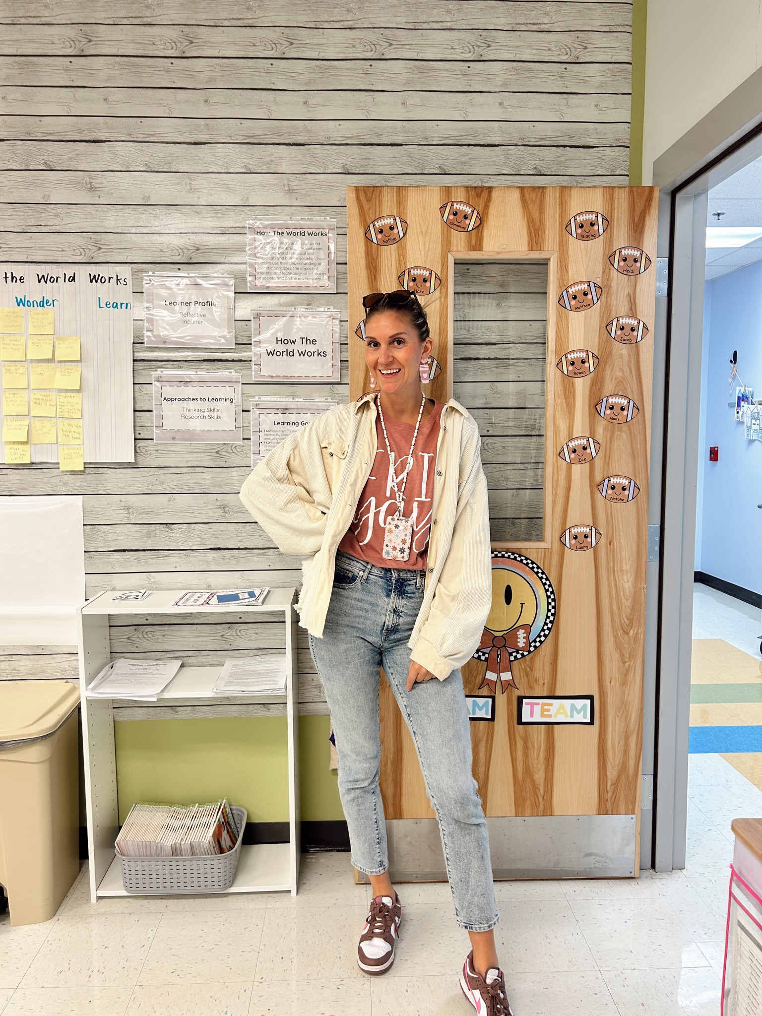 casual teacher outfit / fall shacket / nike dunks