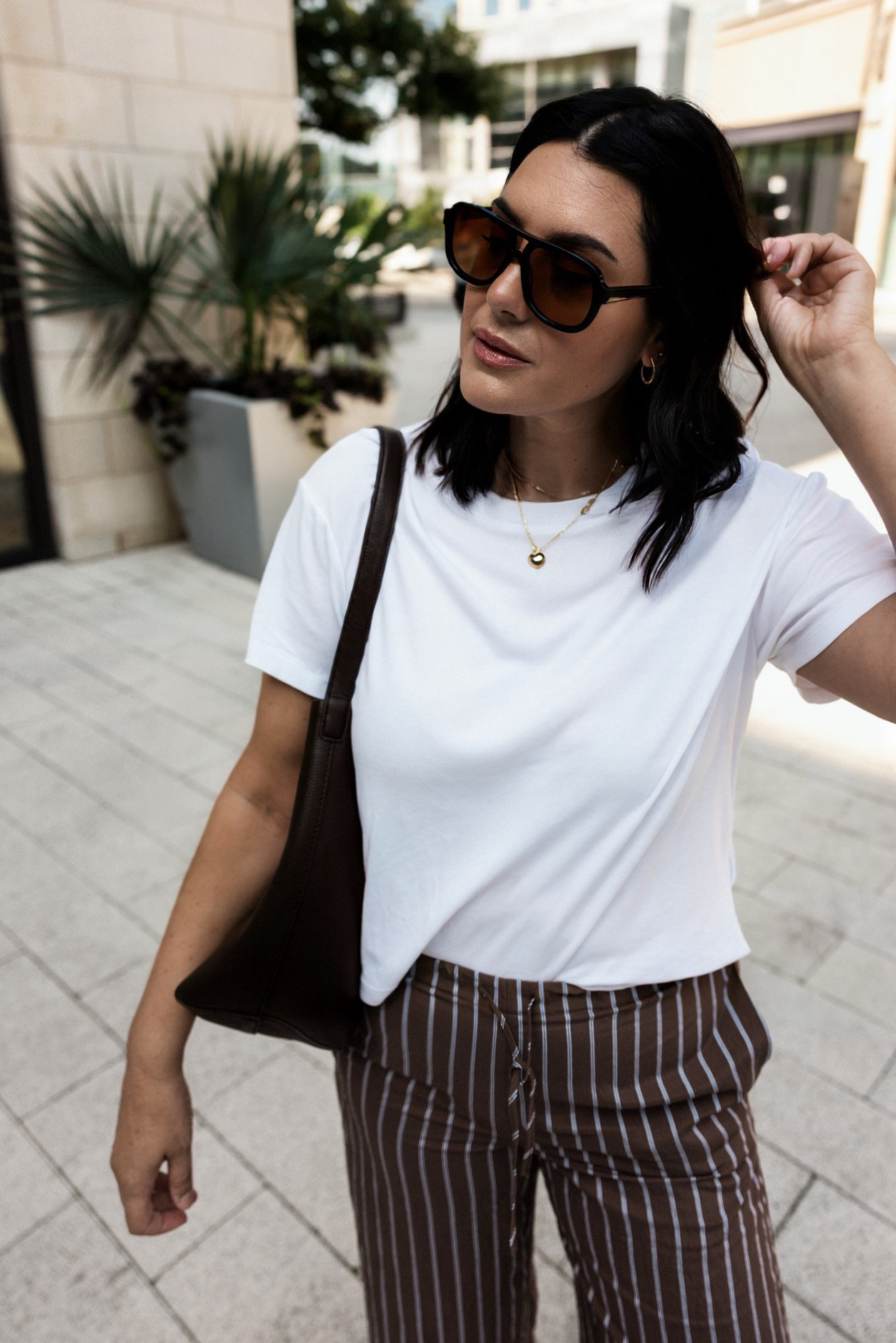 My favorite tee, two summers running! I'm in the medium, true to size. So soft and washes out so well! 

PS: these @Madewell pants are the besttttt. I need the large for some extra room but these are the mediums. Perfect length and lightweight.  

 