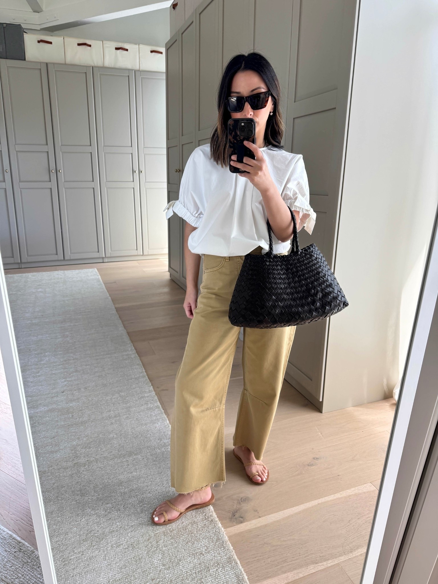 Zara poplin top on sale! 

Zara top small - could wear the xs
Citizens of Humaitu Miro jeans 23 - sized down 2 sizes. Run very big. 
Ancient Greek sandals 35
Dragon diffusion bag
Dorsey James necklace 15”
Electric Picks earrings 
Celine sunglasses 

Petite style, spring outfits 2026

#LTKmomlife #LTKootd #LTKPetite