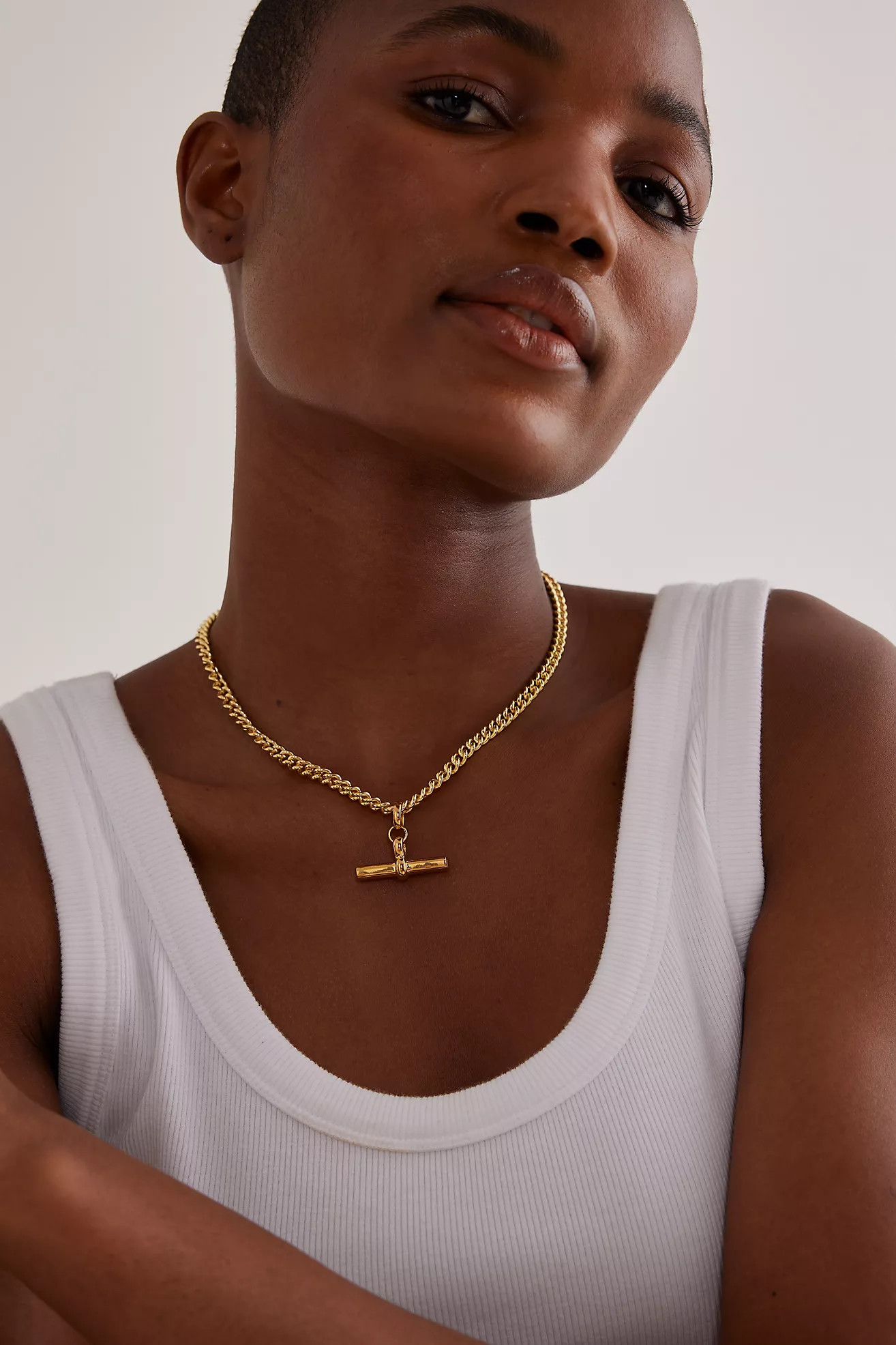 Tilly Sveaas Gold-Plated T-Bar Curb Link Necklace | Anthropologie (UK)