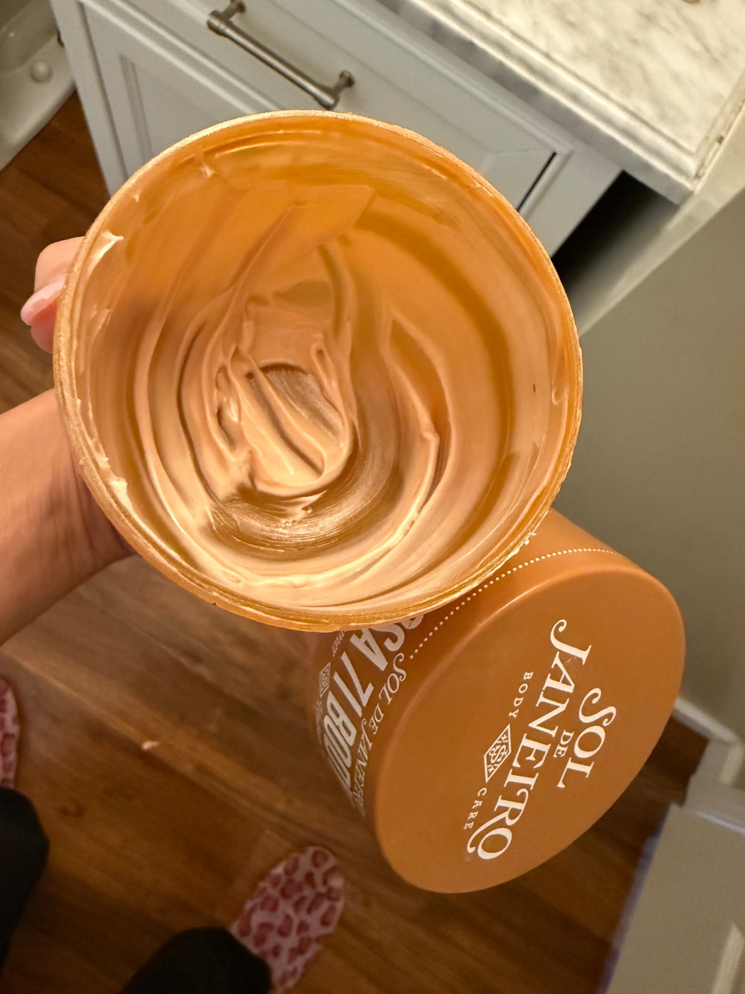 Another product empty, which means I absolutely love it and always repurchase!!!

My favorite body cream ever! It smells like a dessert 🍮 and leaves a fine shimmer with no greasy residue. The tub is large for the price! 


Linked ⬇️ 

#LTKFindsUnder50 #LTKFamily #LTKSwim