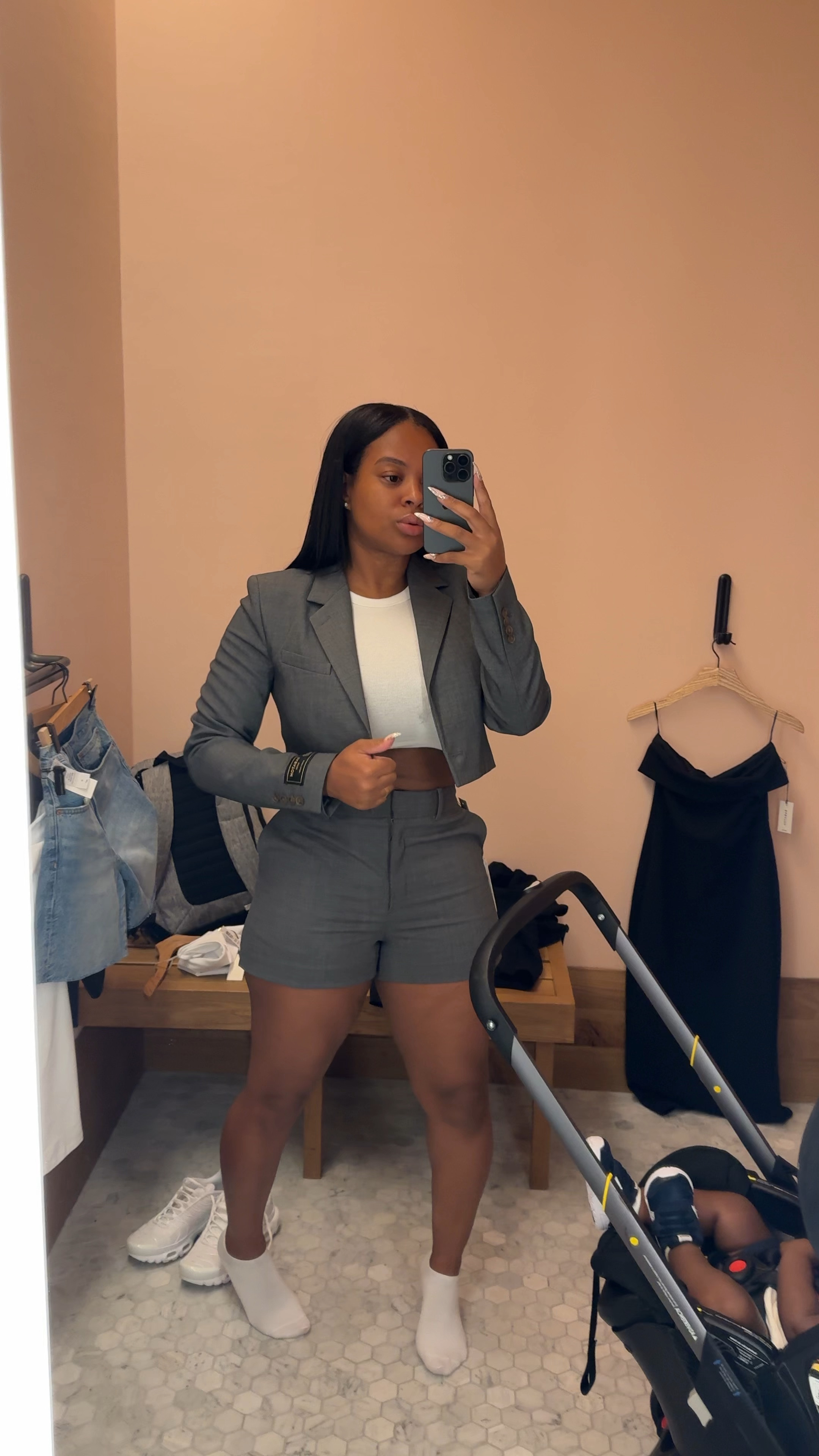 Cropped blazer & agency mini shorts 

#LTKSeasonal #LTKVideo