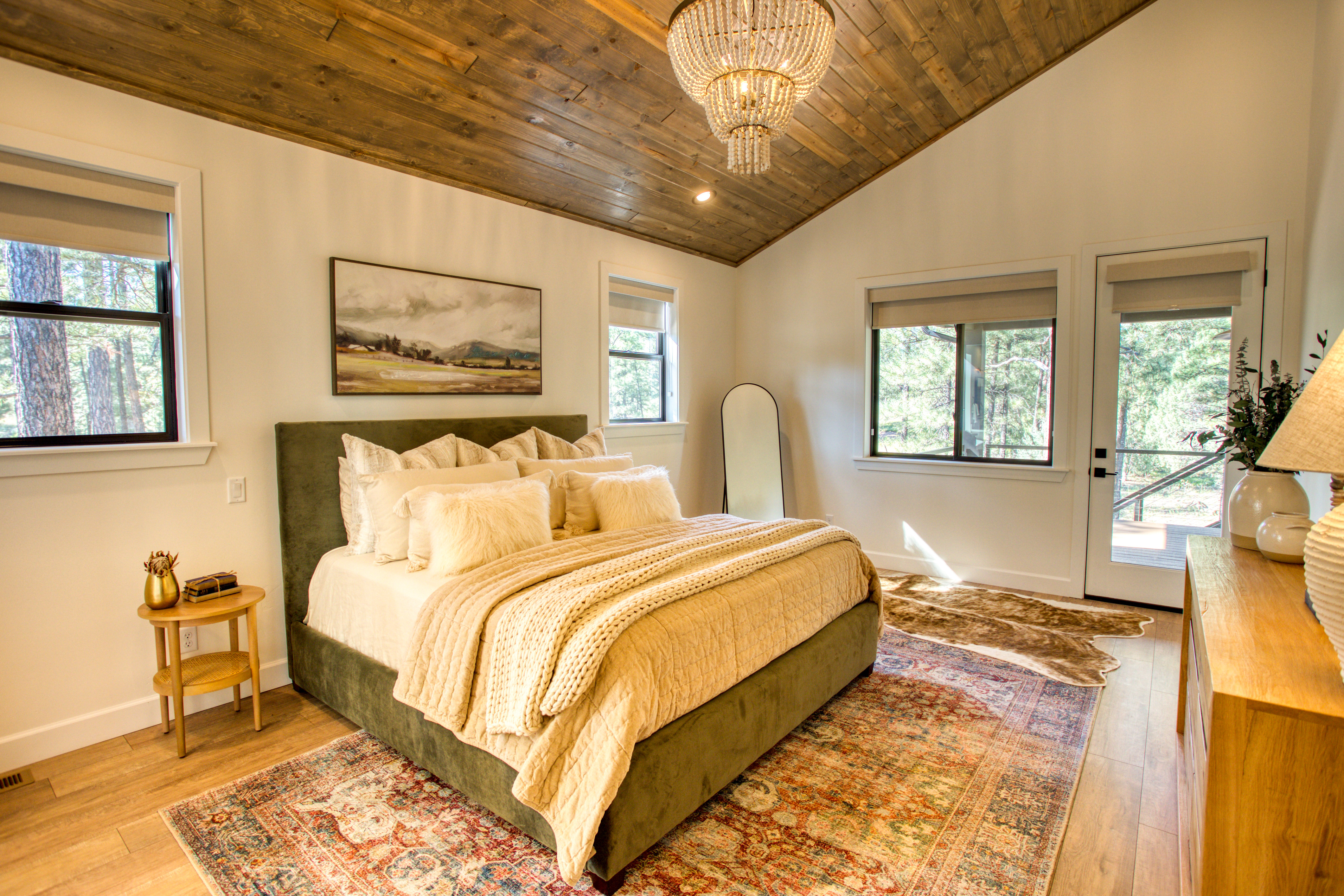 @Cozy @cabin vibes. Shop all of my favorite #bedding layers to create a warm and fuzzy #masterbedroom!  

 #LTKSeasonal #LTKHome