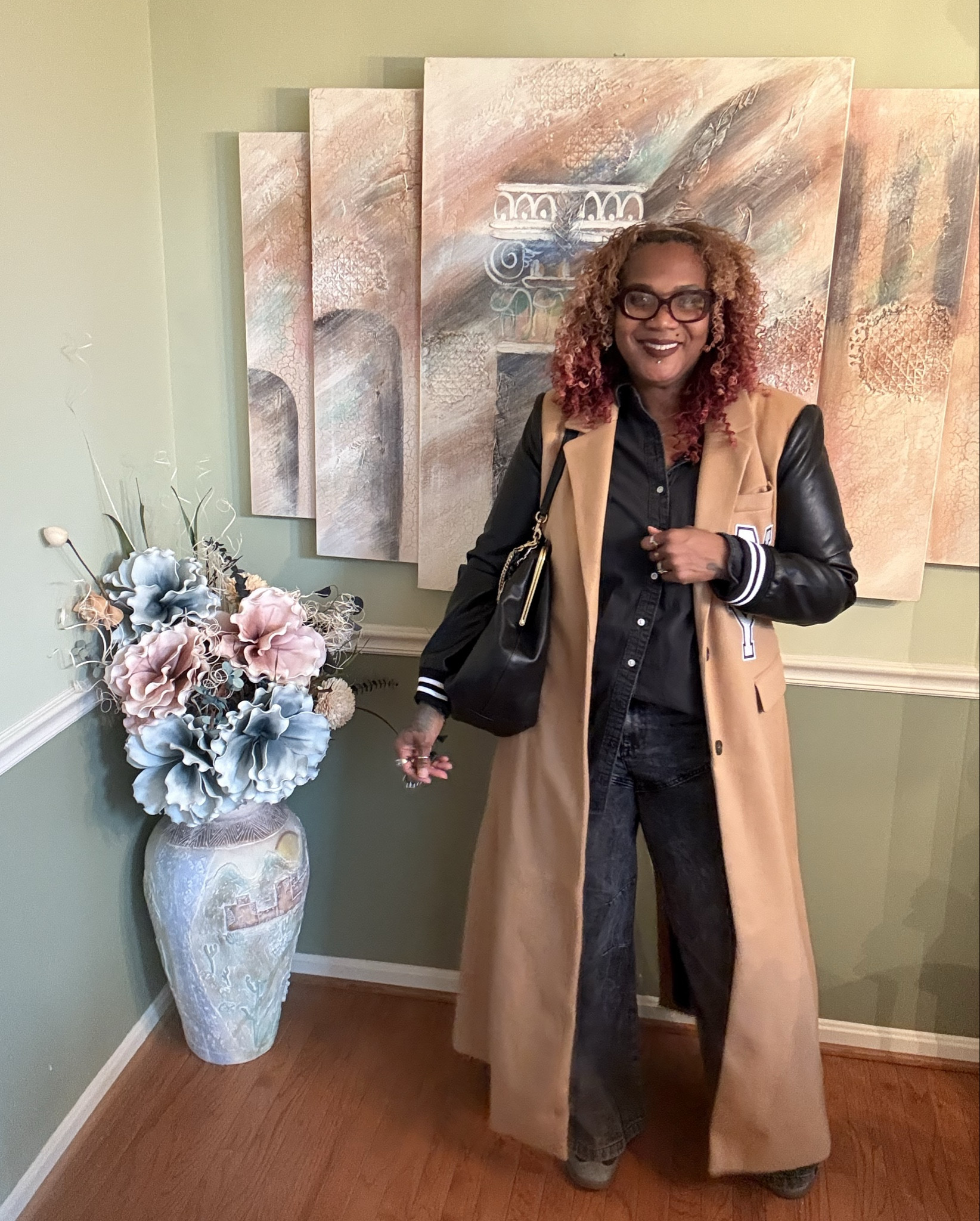 Layered, laid-back, and a little luxe! 🖤🤎
This Trench is one of those pieces that makes even the simplest outfit feel intentional. A must-have for transitional weather.
Details linked in LTK ✨
#jeans @fashionnova
#widelyknowncargojeans

#LTKmomlife #LTKU #LTKSaleAlert