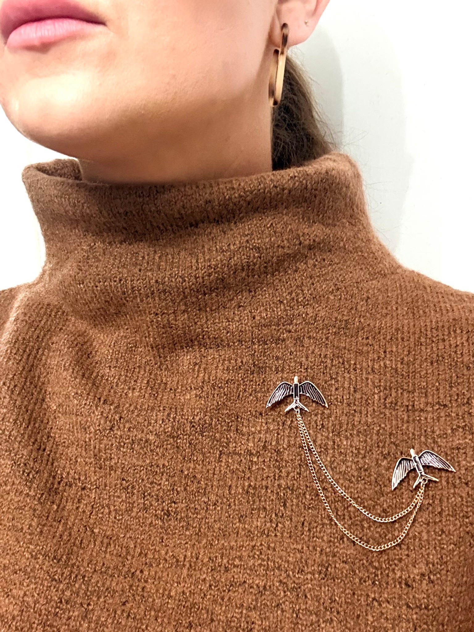 Brooches at Walmart are actually on point 👏🏼 Vintage vibes without the vintage price. I’ve been pinning these on blazers, sweaters, and even bags 🤍 #LTKfinds

#LTKBeauty #LTKootd #LTKSaleAlert