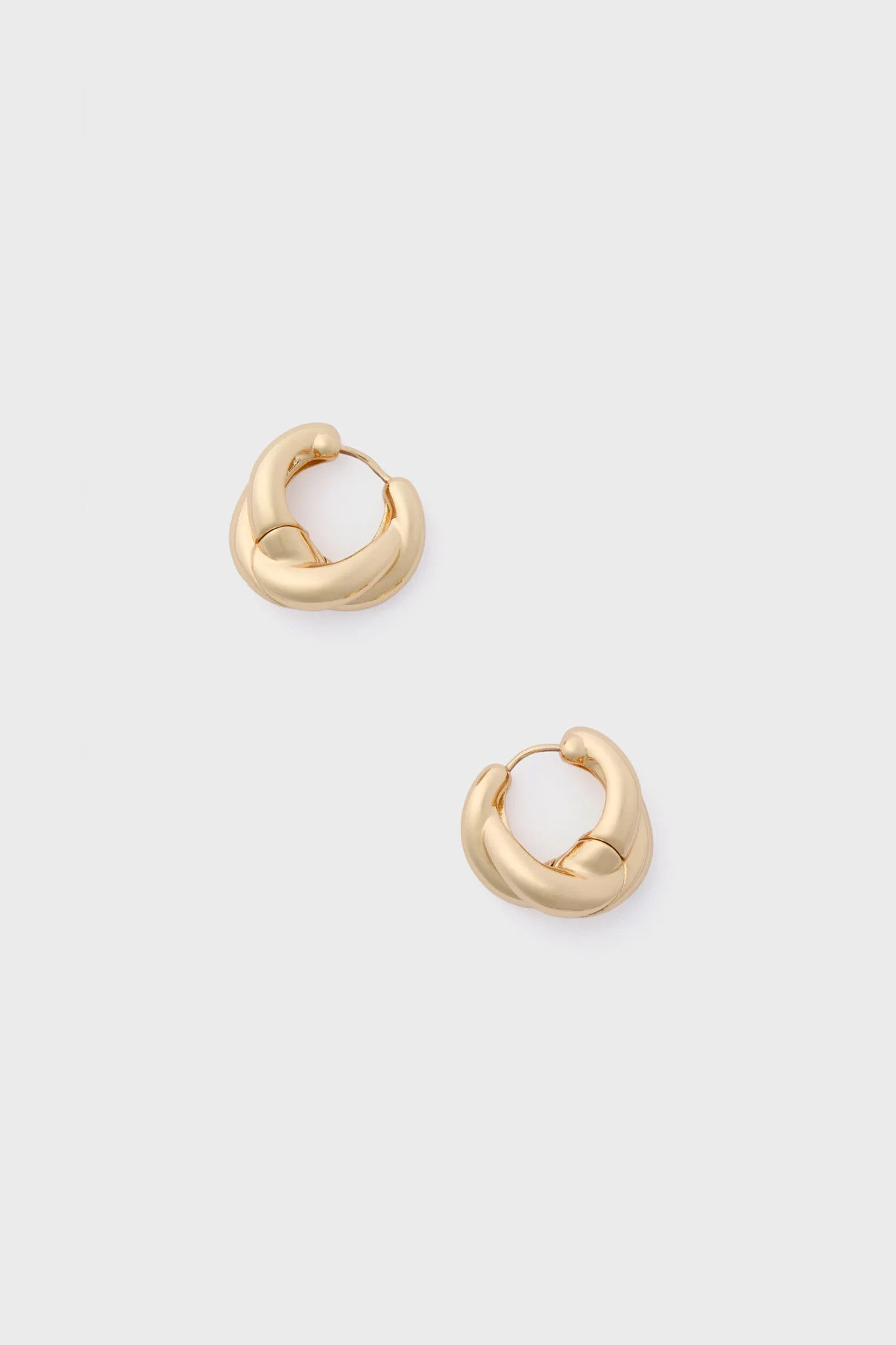 Gold Bleeker Hoops | Tuckernuck (US)