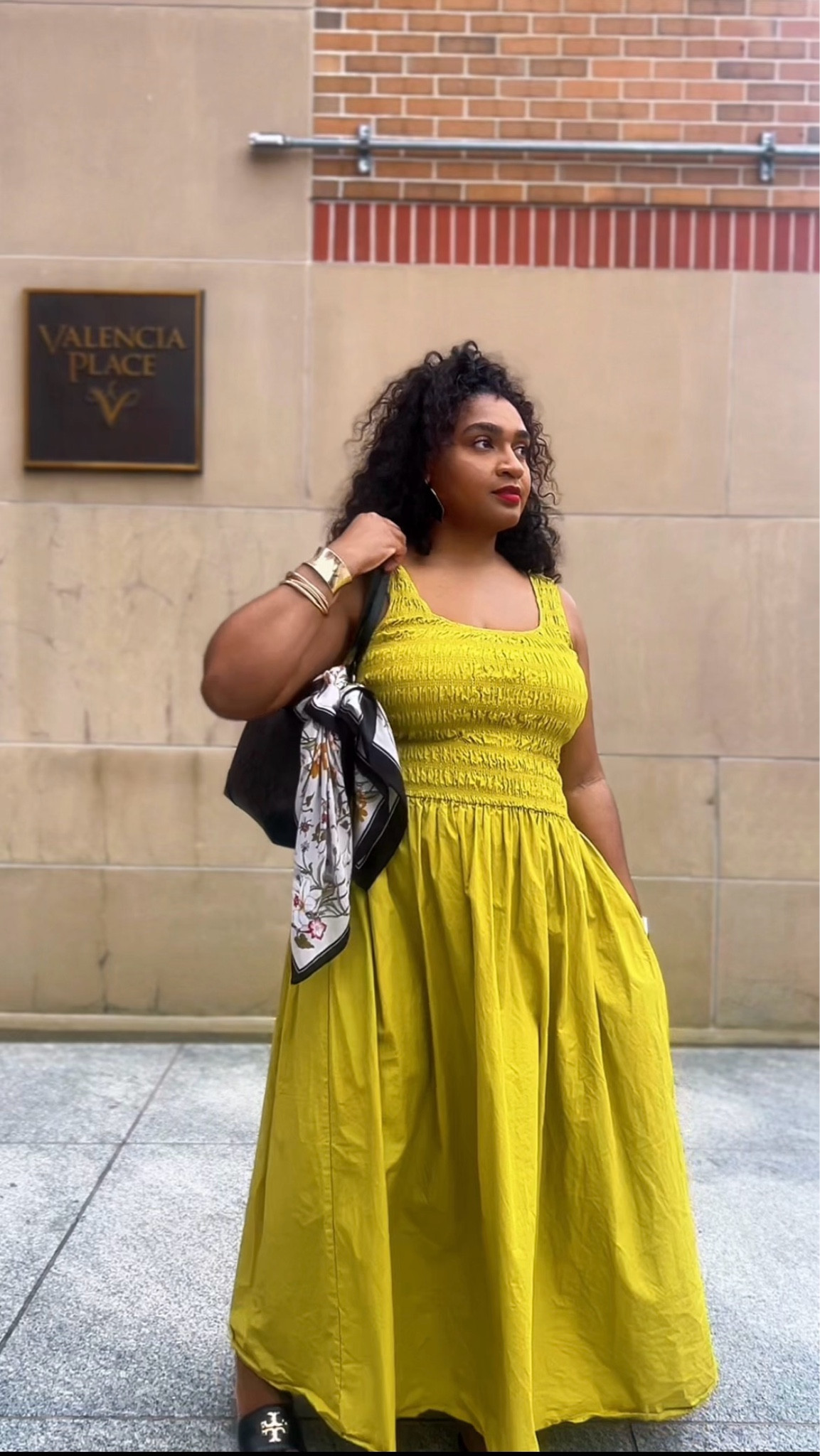 Summer dresses in bold colors >>>

#LTKootd #LTKgrwm