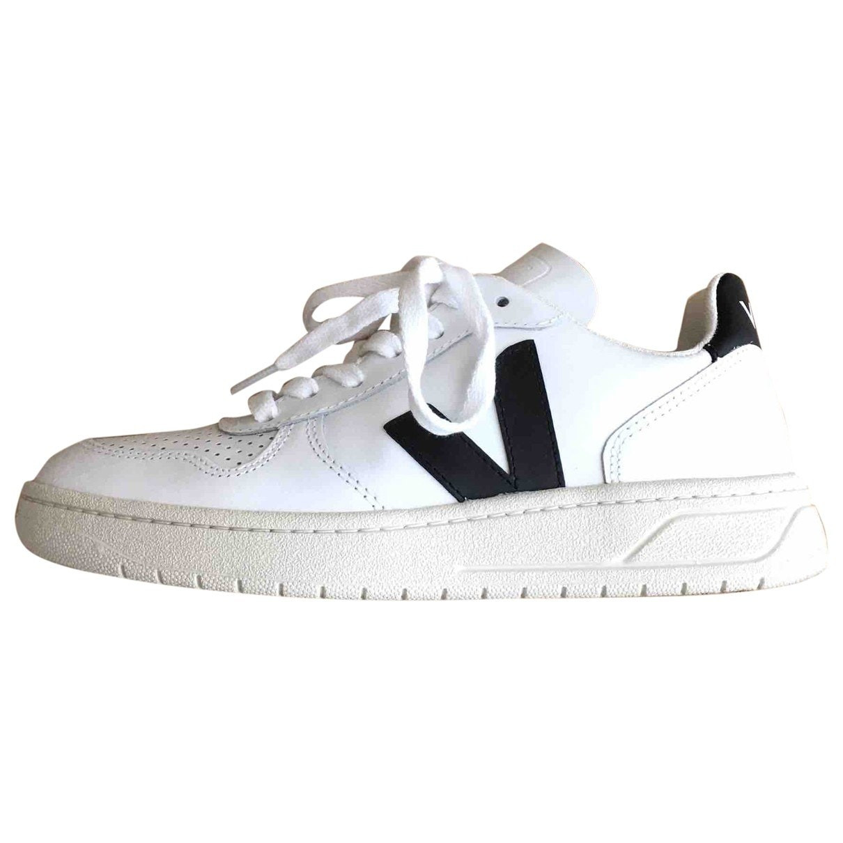Veja White Leather Trainers for Women 35 EU | Vestiaire Collective (Global)