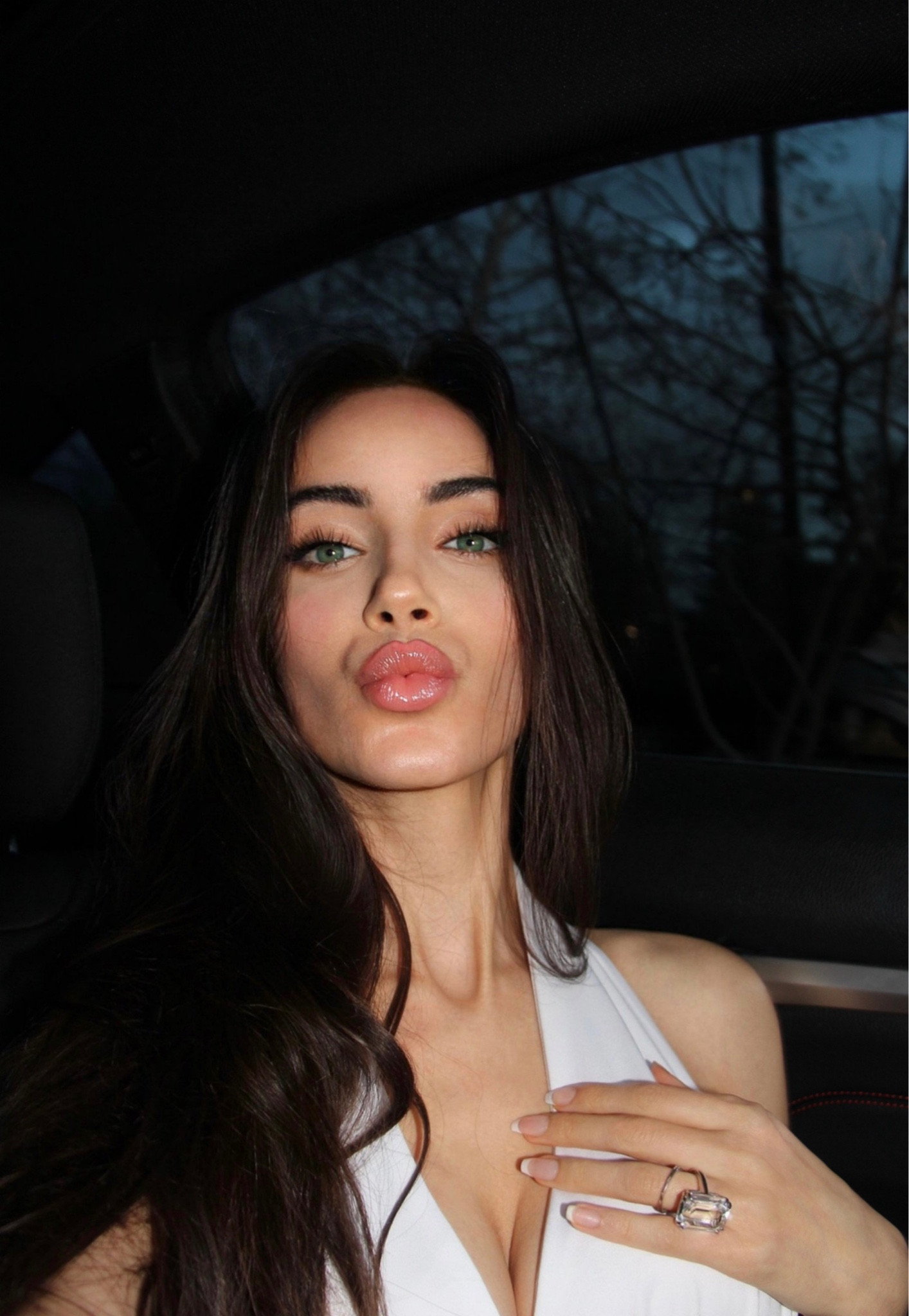 Glamorous Crystal Swarovski ring! 

#LTKwedding #LTKbeauty #LTKFind