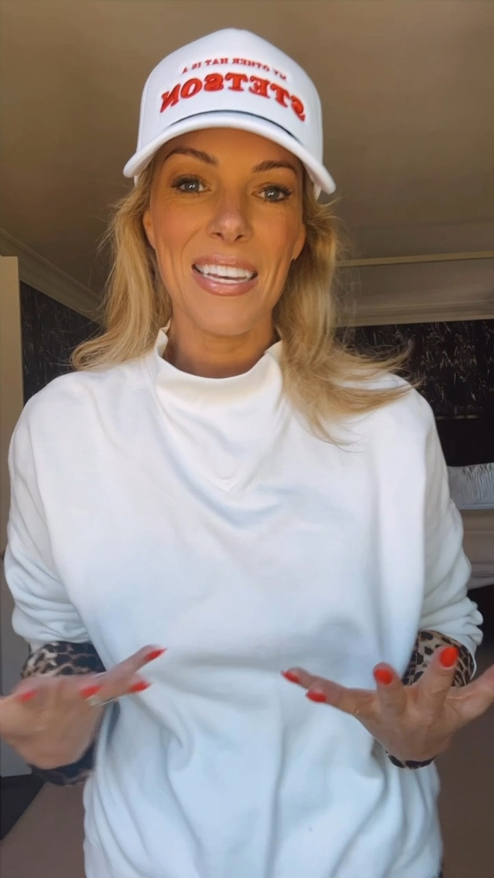 Mom wardrobe, but make it elevated! 

#LTKOver40 #LTKVideo #LTKFindsUnder50