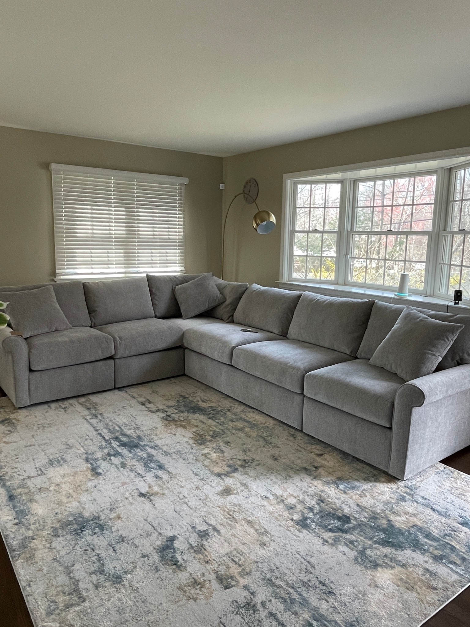 Home decor
Couch 
Living room setup
Decor 

#LTKStyleTip #LTKHome