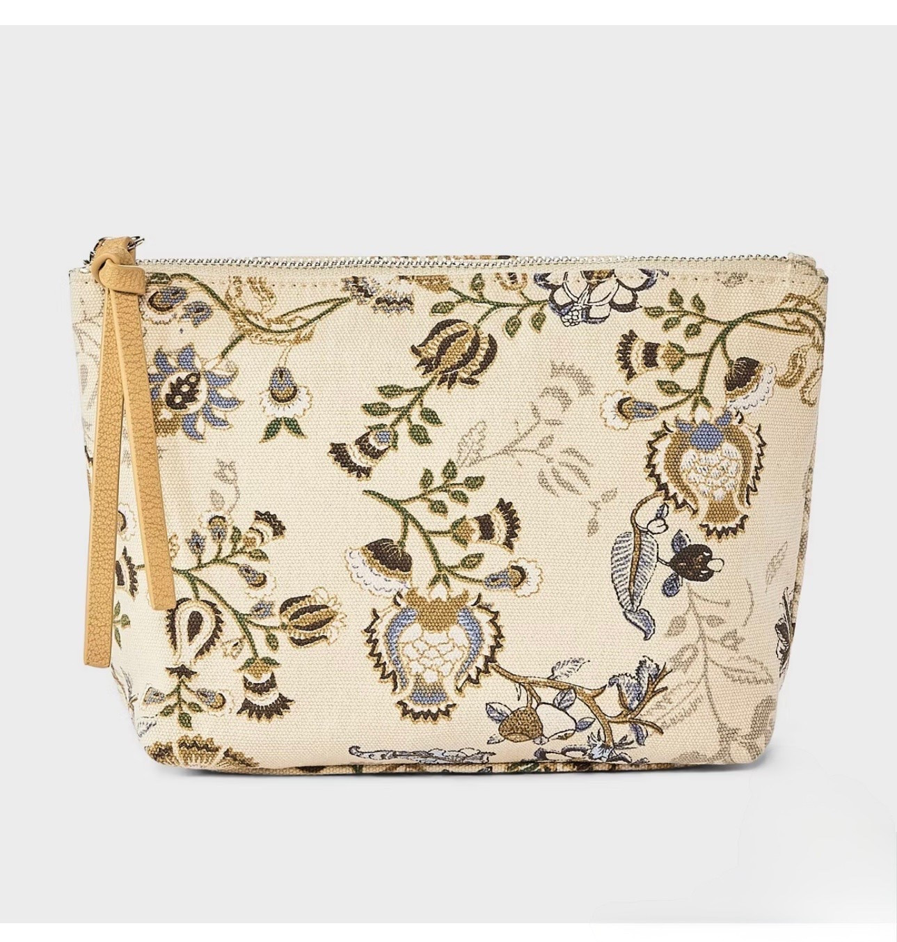 The cutest travel pouch

#LTKTravel #LTKSeasonal #LTKMidsize