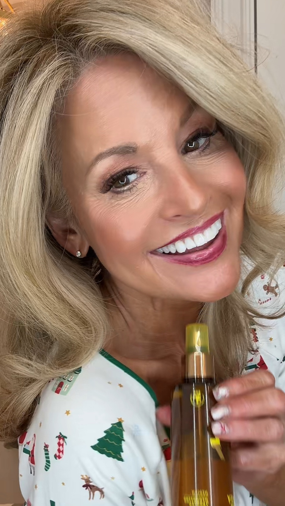 I’ve been using this Lazy Tan Hydrating Body Mist and love how easy it is. Lightweight, dries fast, and gives a natural, even glow without the hassle. Perfect for maintaining color between spray tans.

#LTKselfcare #LTKOver40 #LTKBeauty