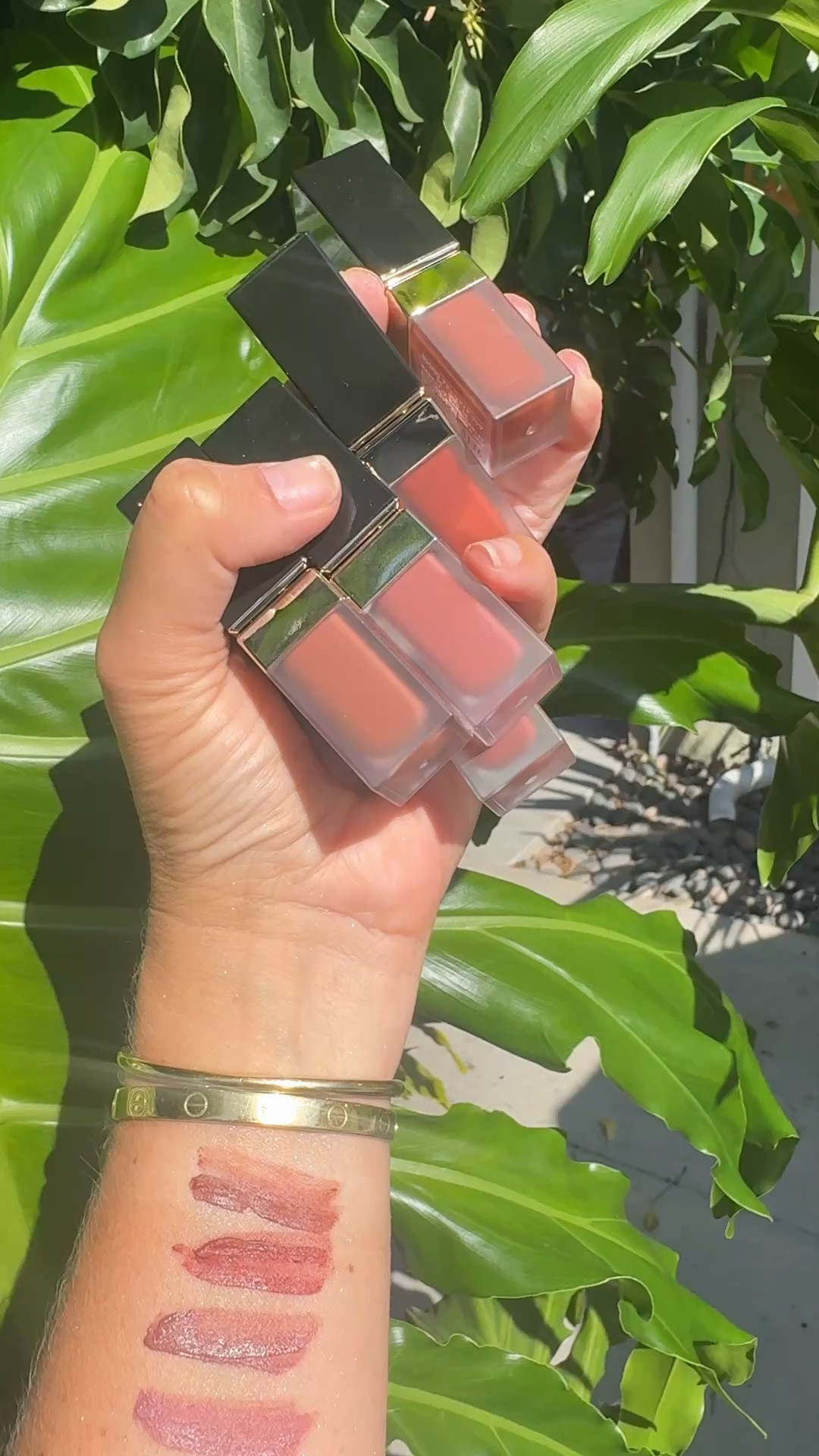 Swatches of all shades of the new SUQQU Blur Liquid Lip 👄 💄

#LTKBeauty