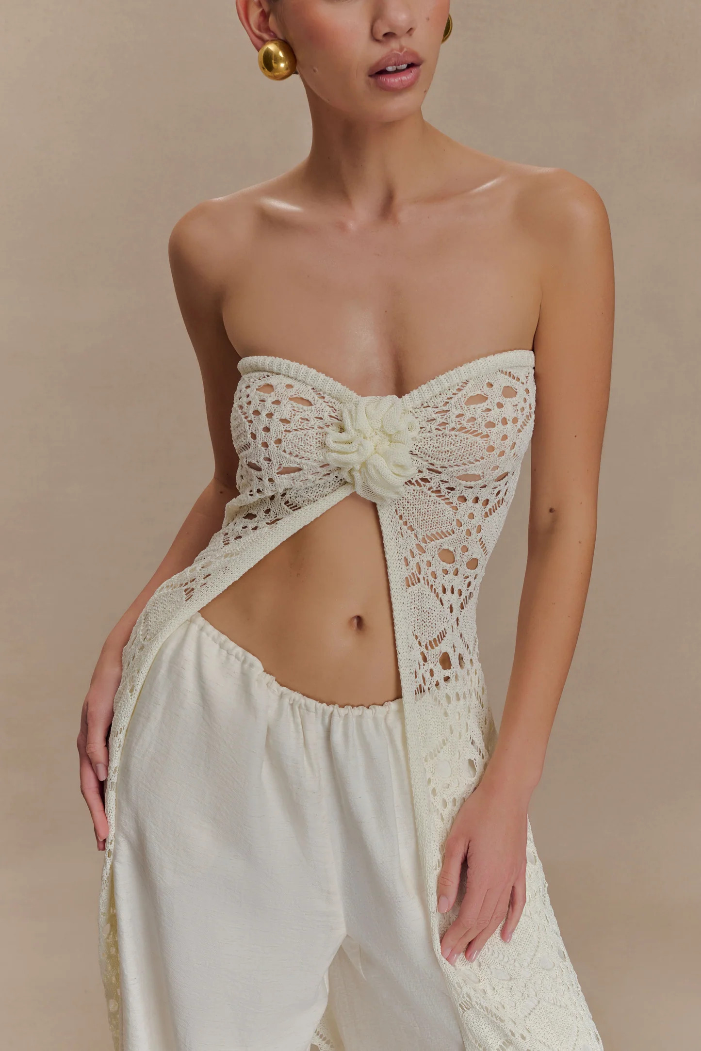 Aeline Strapless Crochet Knit Top - Ivory | MESHKI US