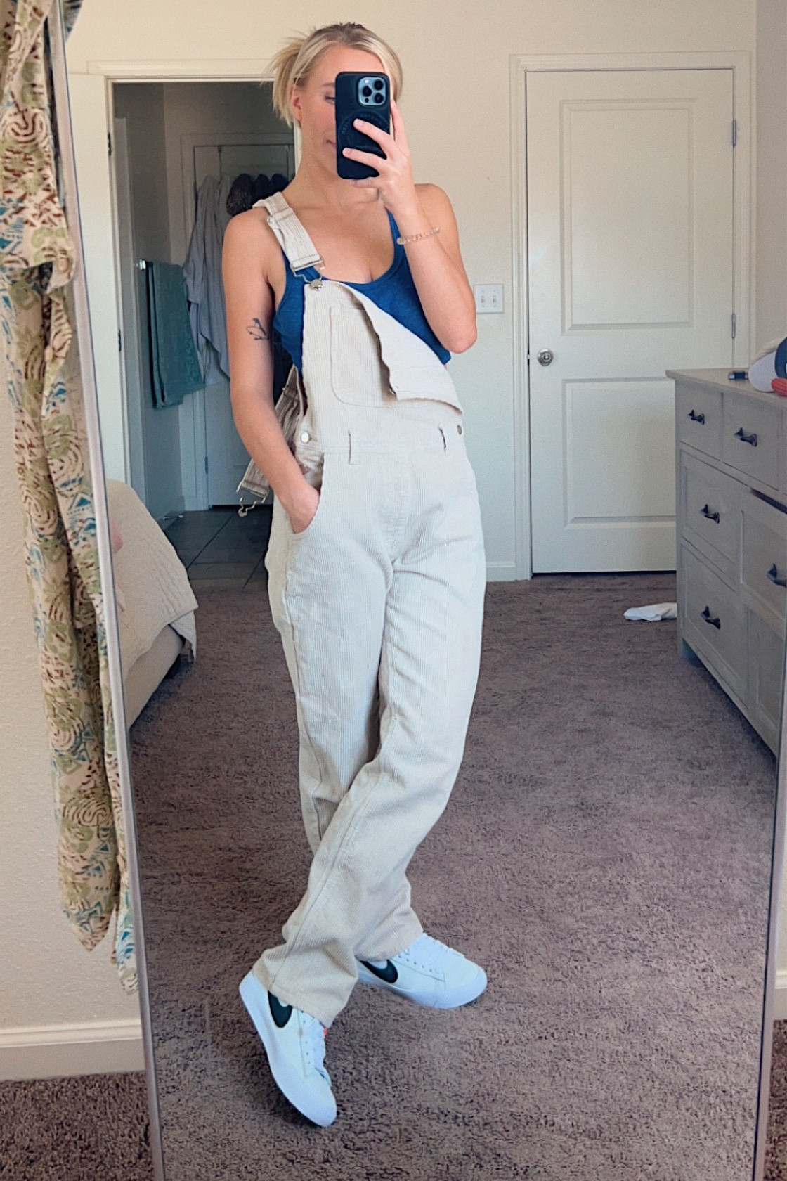 Tik tok overall outfit