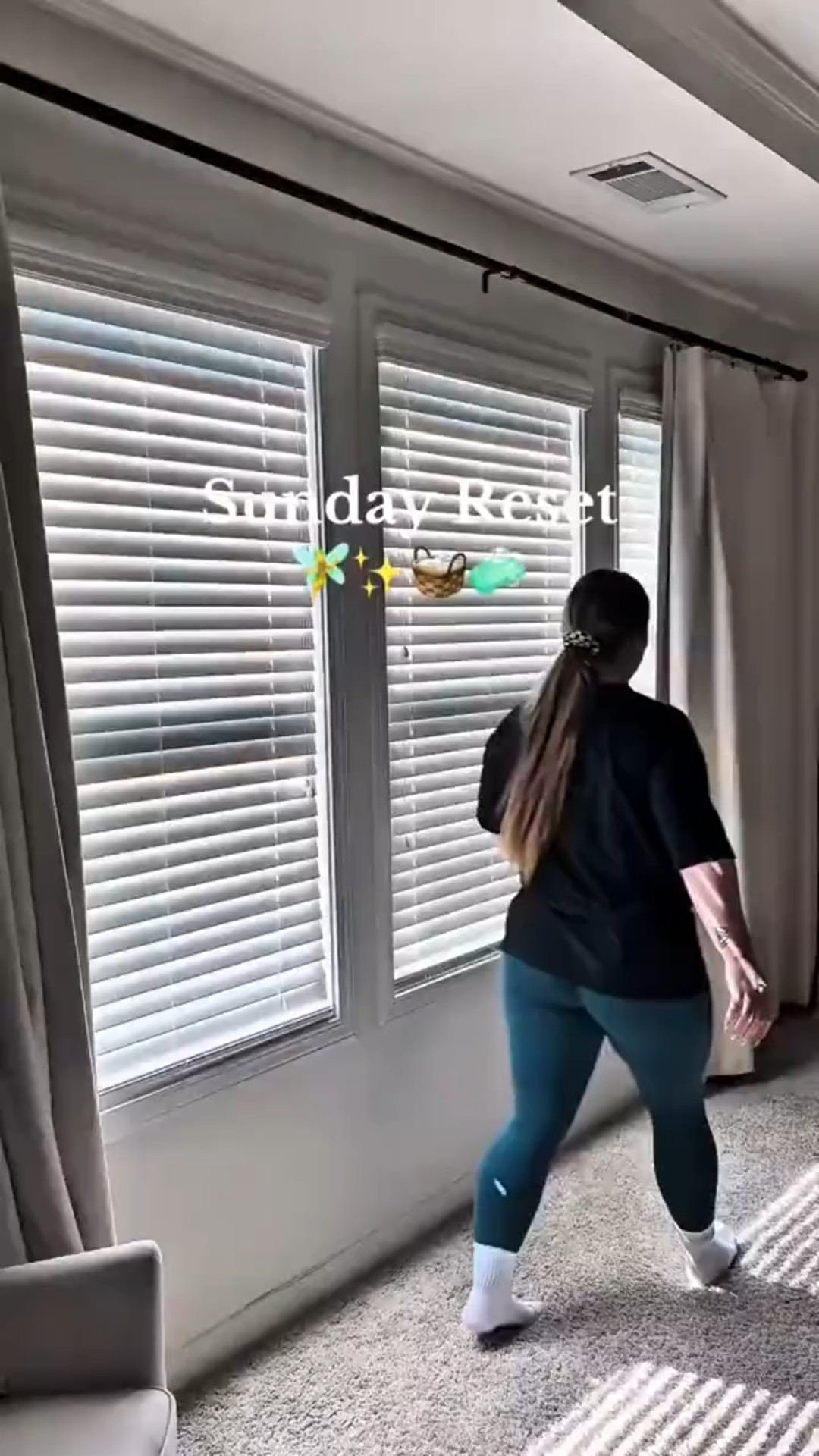 ✨ Sunday reset mode activated ✨ starting the week fresh, clean, and calm. Who else loves a good reset day? 🧺🧹☕ #SundayReset


#LTKFamily #LTKHome