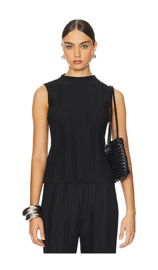 Rails Trea Blouse in Black. | Revolve Clothing (Global)