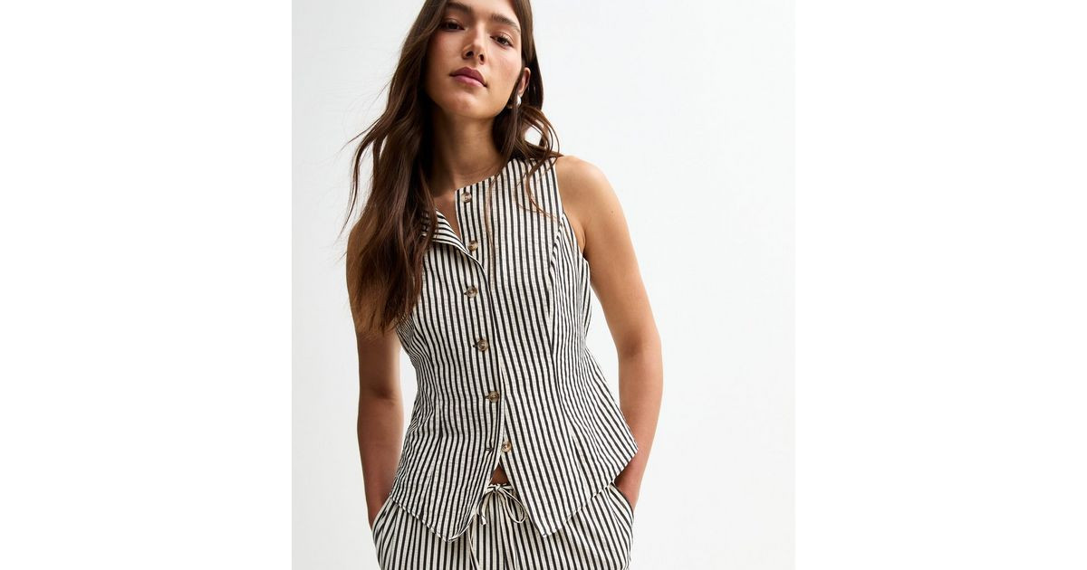 Black Striped Crew Neck Waistcoat | New Look | New Look (UK)