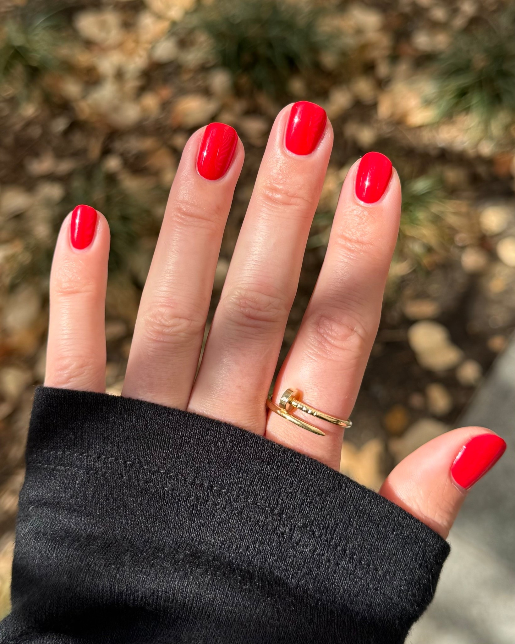 This is MY red. What’s yours? 😉💋

#LTKBeauty #LTKselfcare