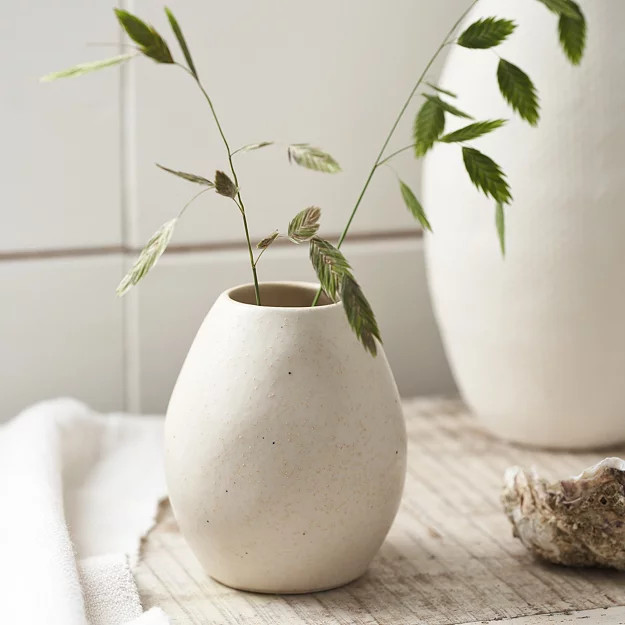 Lilington Ceramic Bud Vase | Vases | The  White Company | The White Company (UK)