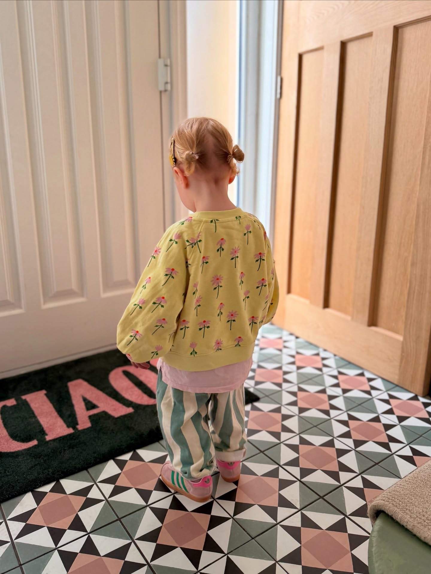 Some of Aubrie’s recent outfits 🌷🍌🍓☀️🌸