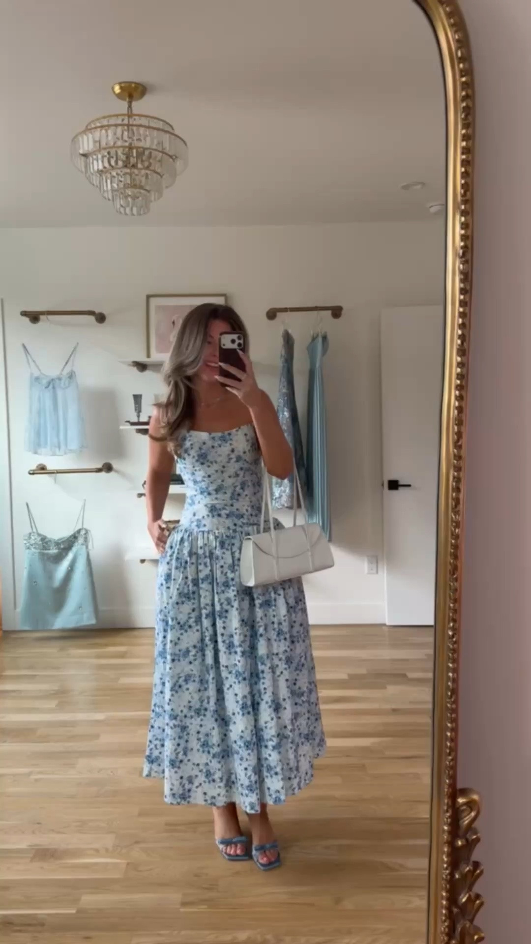 Strapless blue floral Spring & summer wedding guest and formal event dress

electric picks: emerson20
divi: emerson15

Wearing my usual smalls/2

Wedding guest
Formal event
Black tie
Floral
Metallic
Pleated
Mother of the bride
Special occasion

#LTKU #LTKWedding #LTKSeasonal
