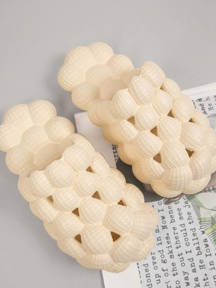 Bubble Texture Casual Flat Slippers | SHEIN