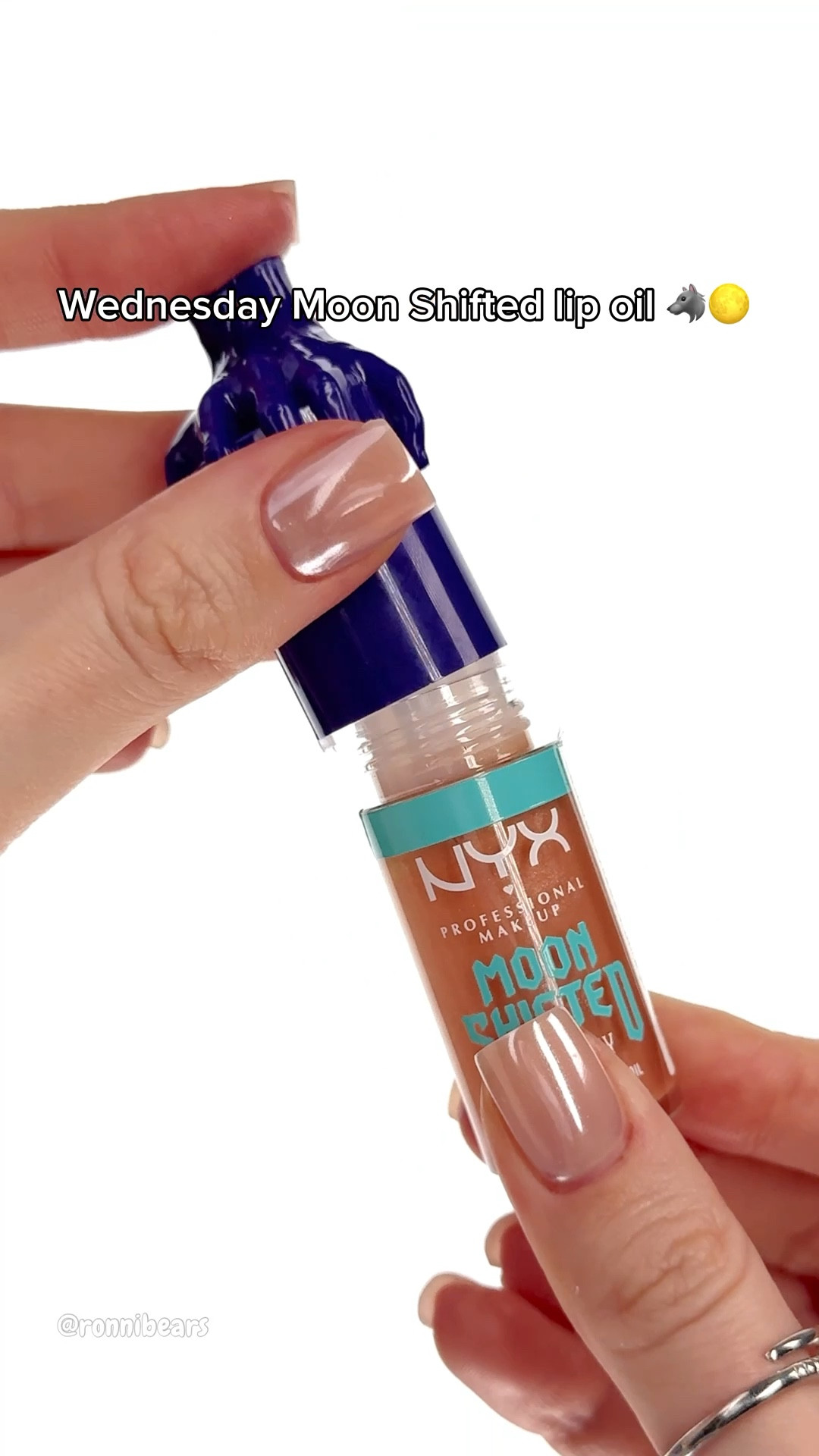 Wednesday Moon Shifted Lip Oil for Enid 🐺🌕

🛍️ Nyx Professional Makeup X Wednesday Mystery Lip Oil in Moon Shifted

#nyx #lipoil #wednesday #halloween

#LTKuk #LTKbeauty