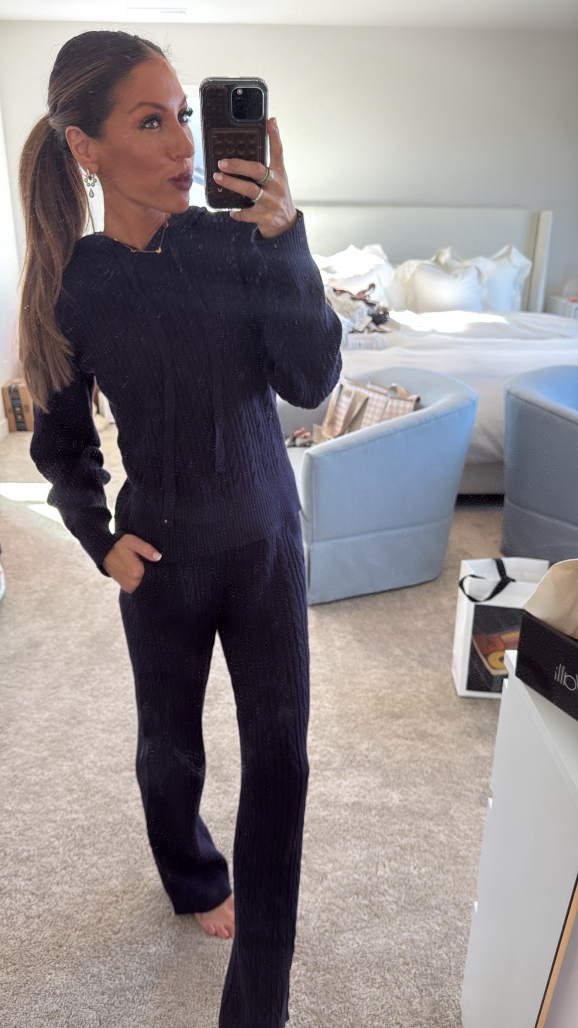 Comfy ootd 

#LTKmomlife #LTKFindsUnder50 #LTKootd