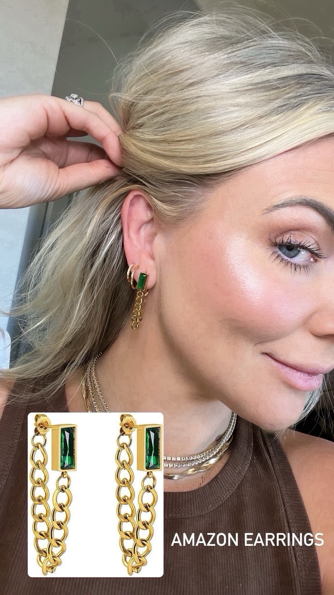 Amazon dangle chain earrings for less than $10! Great for the holidays!
Designer dupe


Amazon earrings, gold earrings, affordable jewelry, designer lookalike

#LTKFindsUnder50 #LTKStyleTip #LTKHoliday