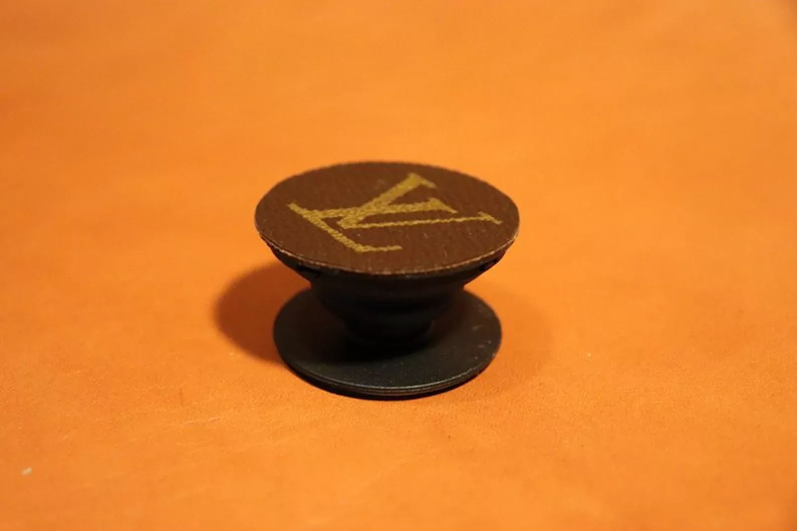 Louis Vuitton Popsocket 