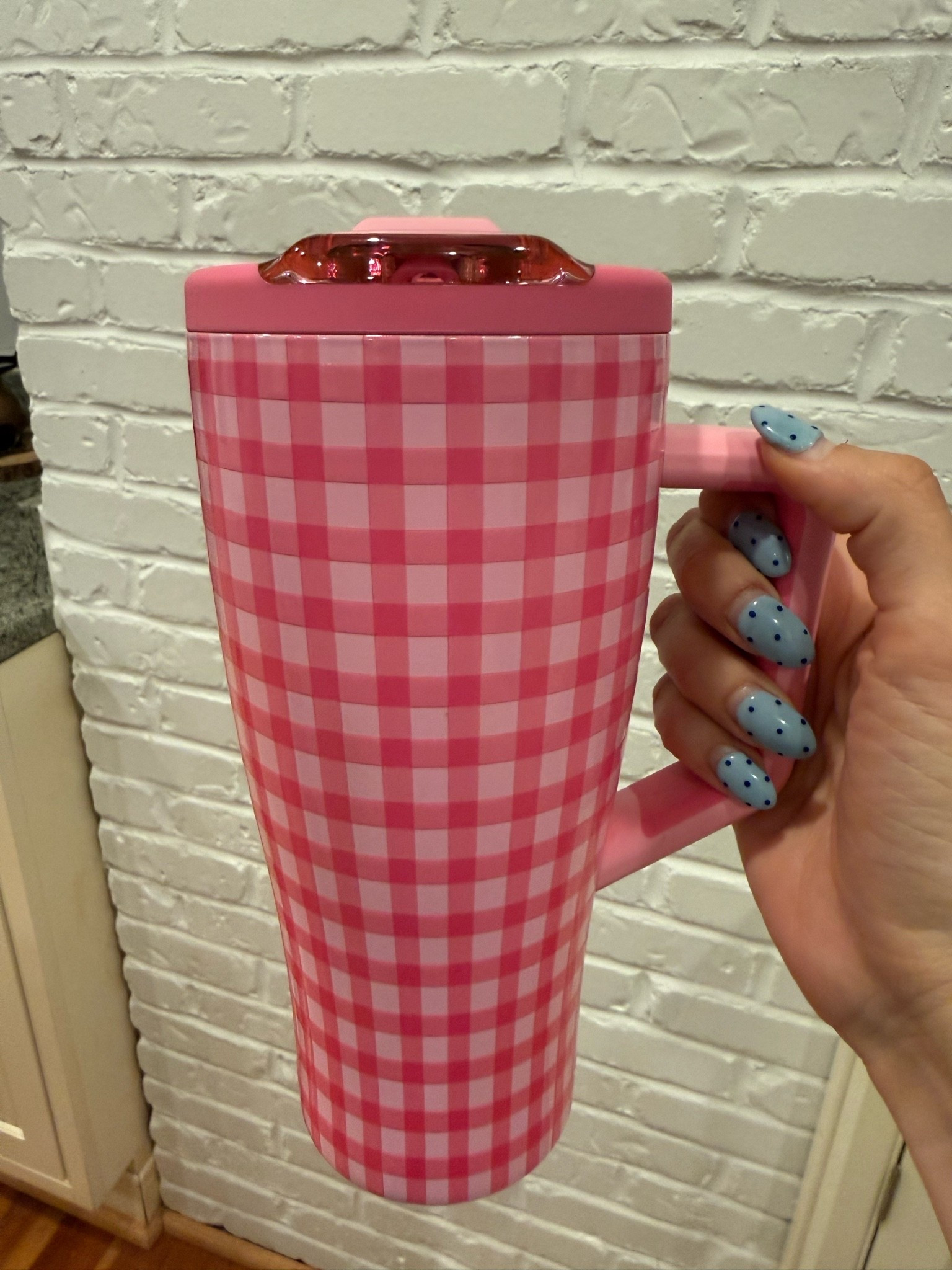 It’s giving picnic Barbie 💗