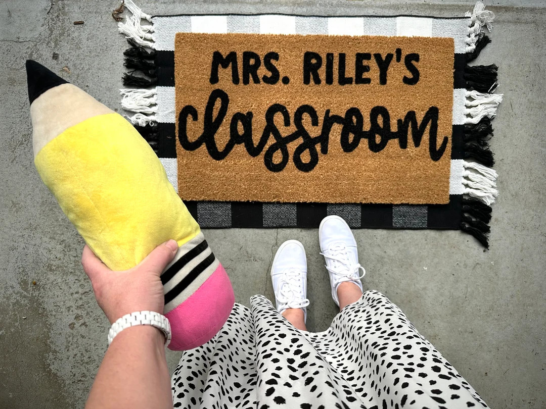 Teacher Doormat, Teacher Gift, Teacher Christmas Gift, Classroom Decor, Trendy Doormat - Etsy | Etsy (US)